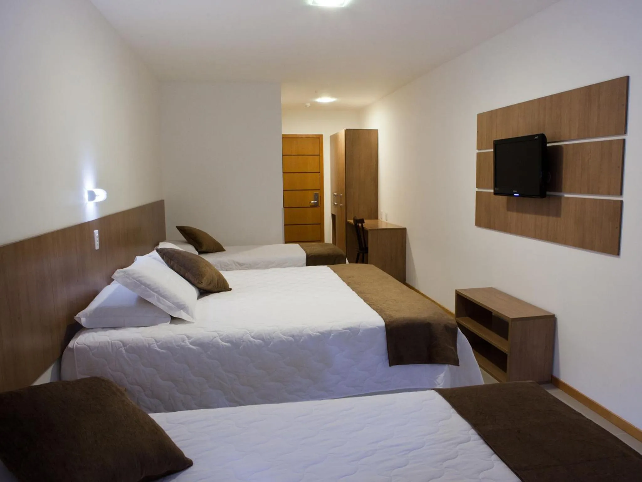 Deluxe Quadruple Room in Al Mare Hotel