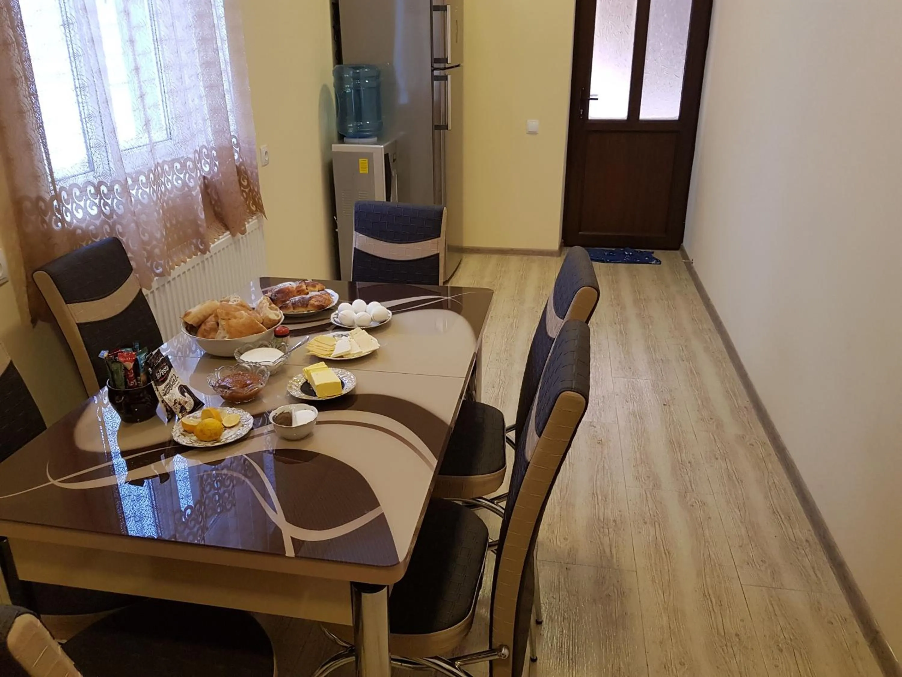 Breakfast in Sonya