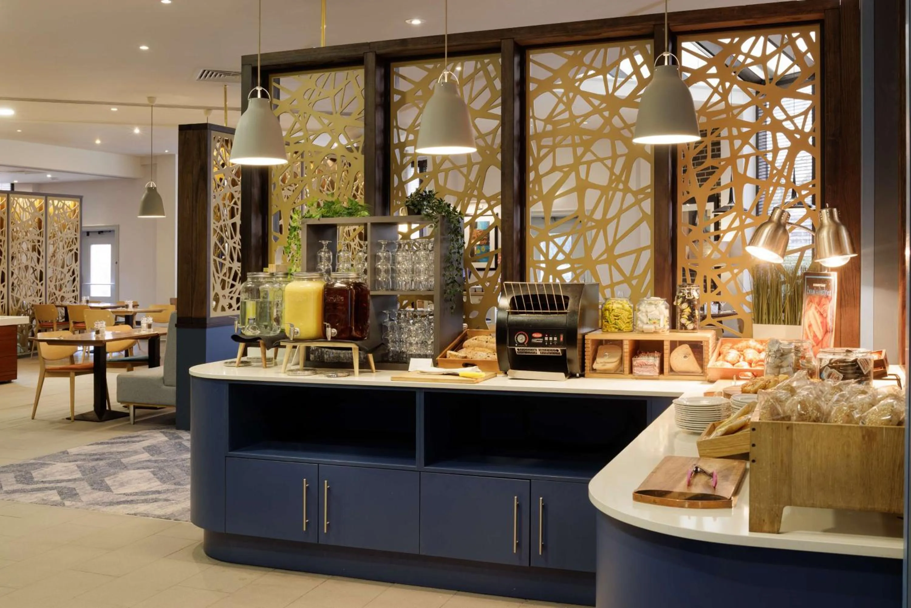 Restaurant/places to eat in DoubleTree by Hilton Manchester Airport