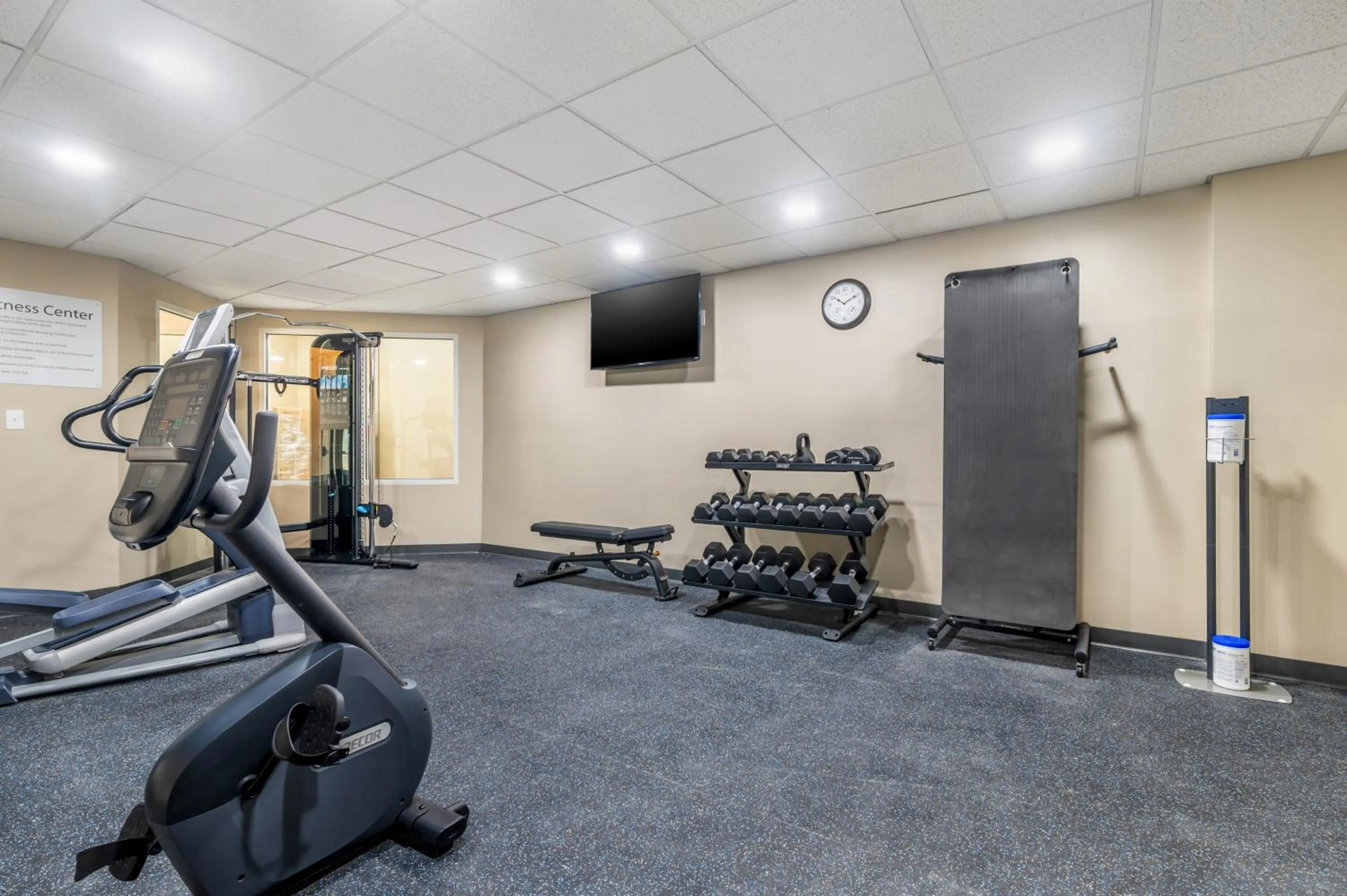 Fitness centre/facilities in Sleep Inn & Suites