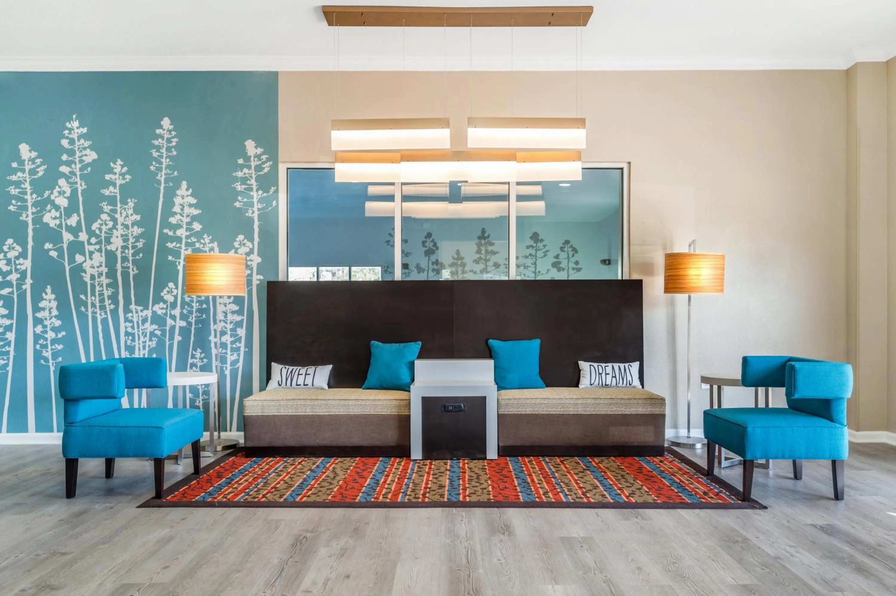 Seating area in Sleep Inn & Suites