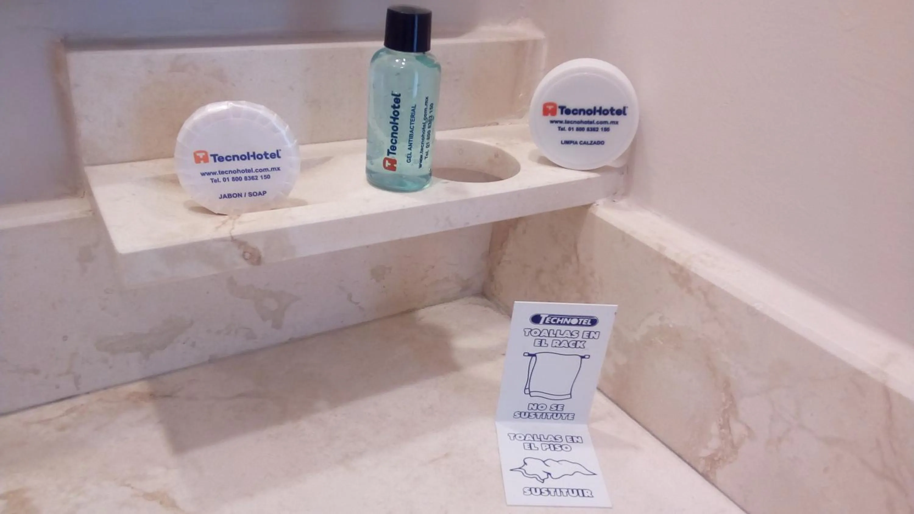 Bathroom in Tecnohotel Mérida Norte