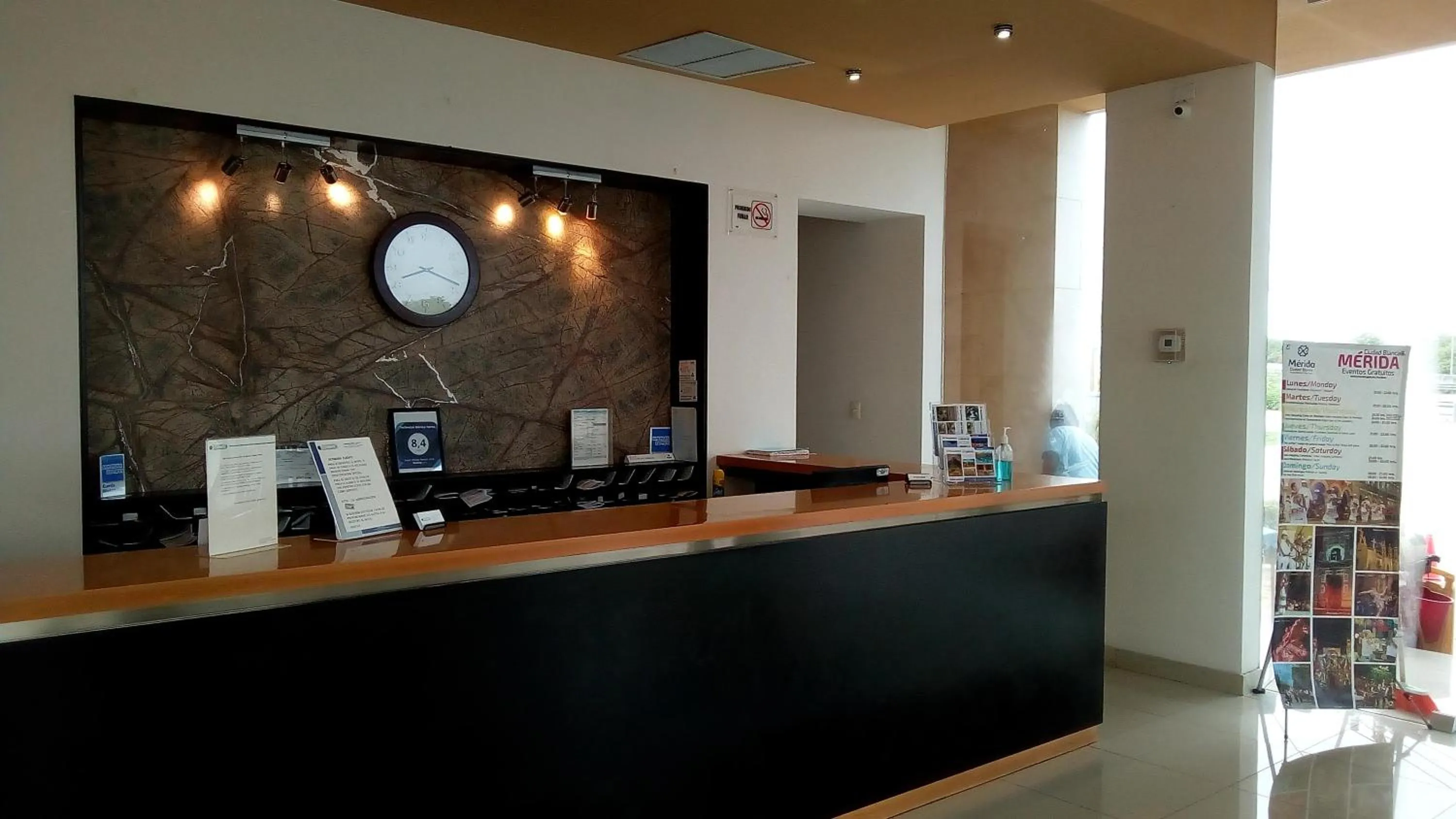 Lobby or reception in Tecnohotel Mérida Norte
