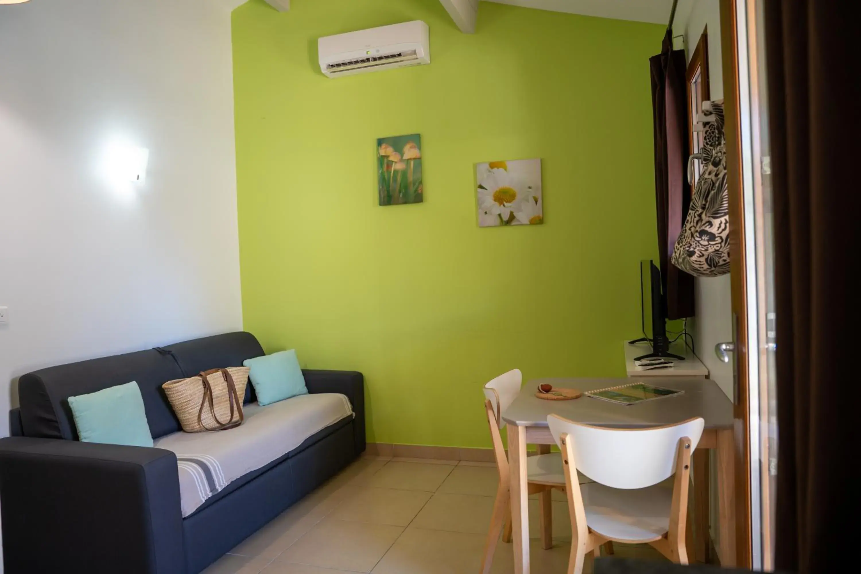 Living room, Bed in Résidence Sophia Living room, Bed in Résidence Sophia