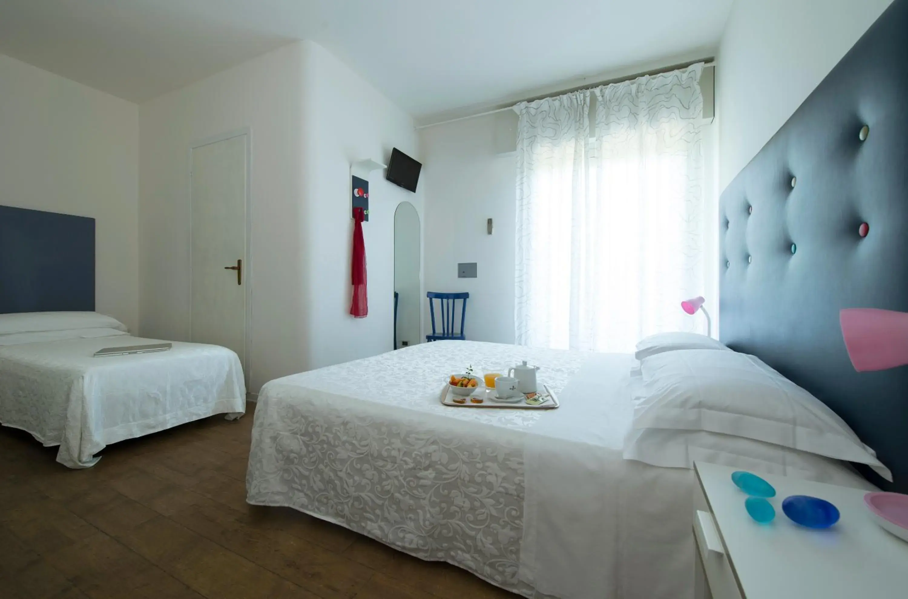 Triple Room in Nice Hotel Bibione Triple Room in Nice Hotel Bibione