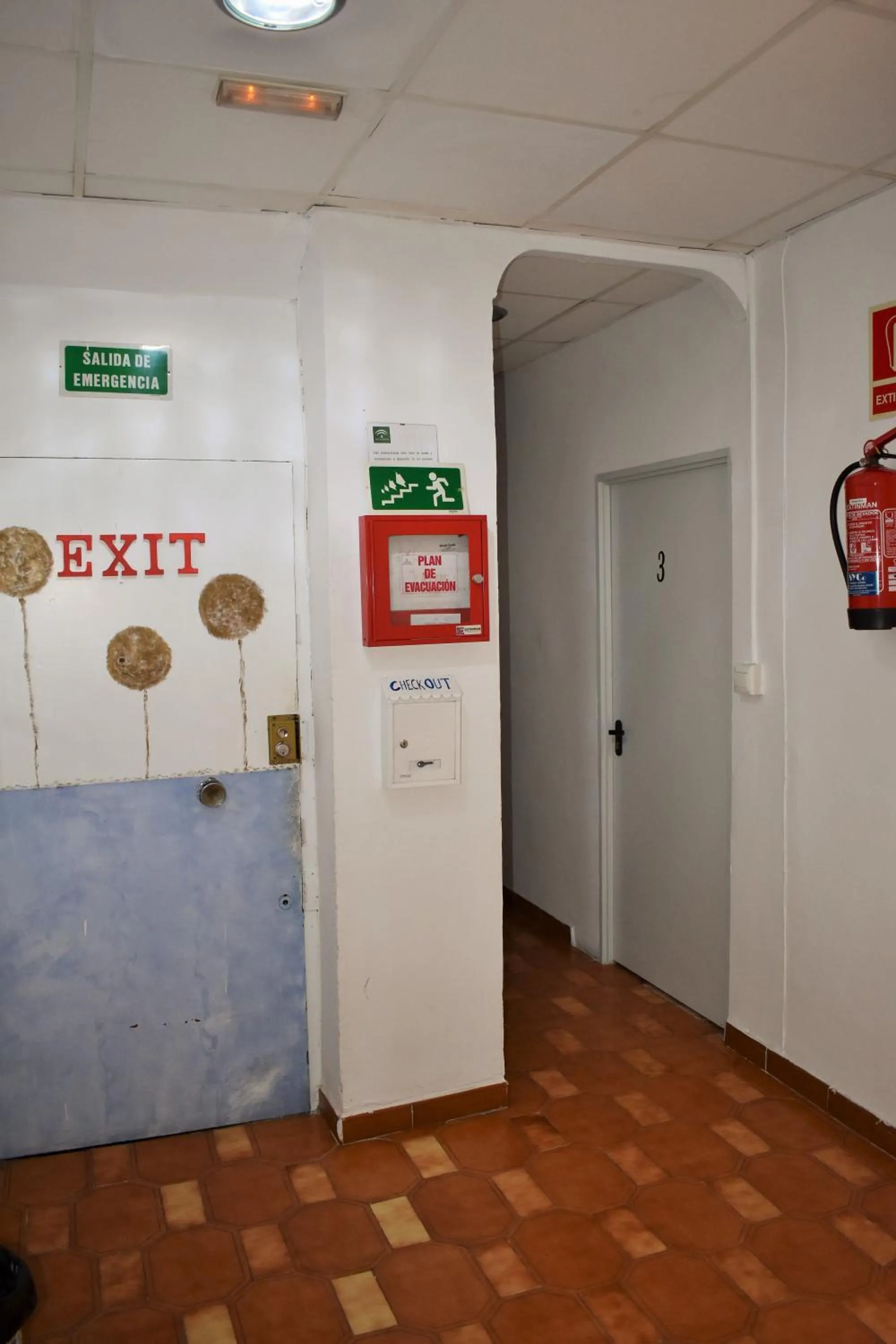 Decorative detail in Pension Castil