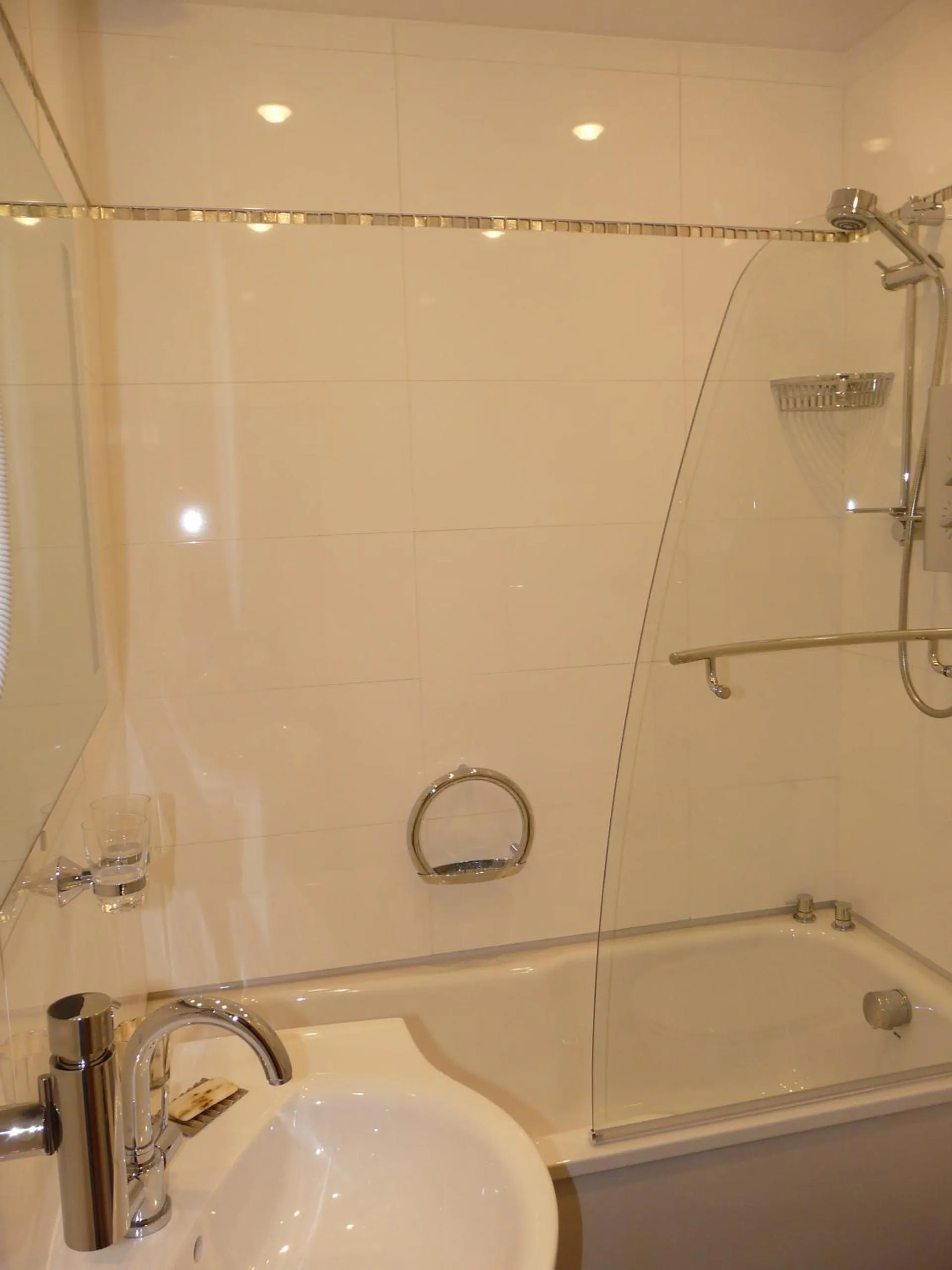 Shower in Annesdale House