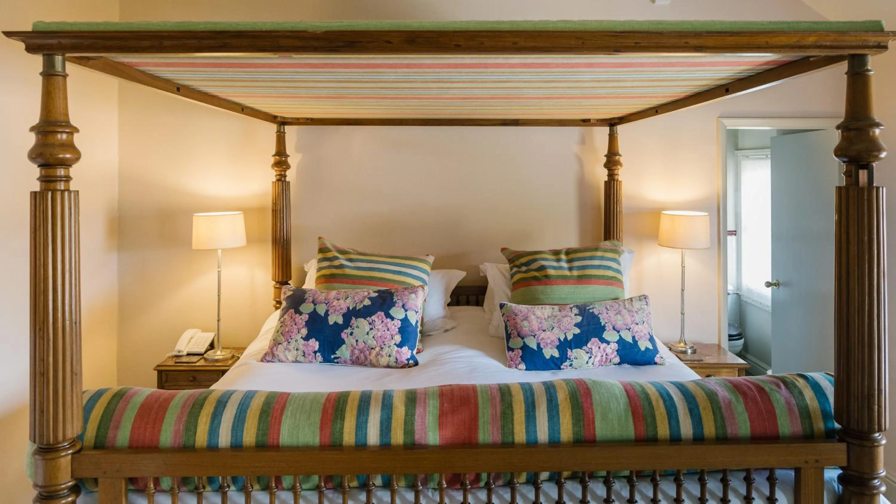 Bed in The White Swan Inn