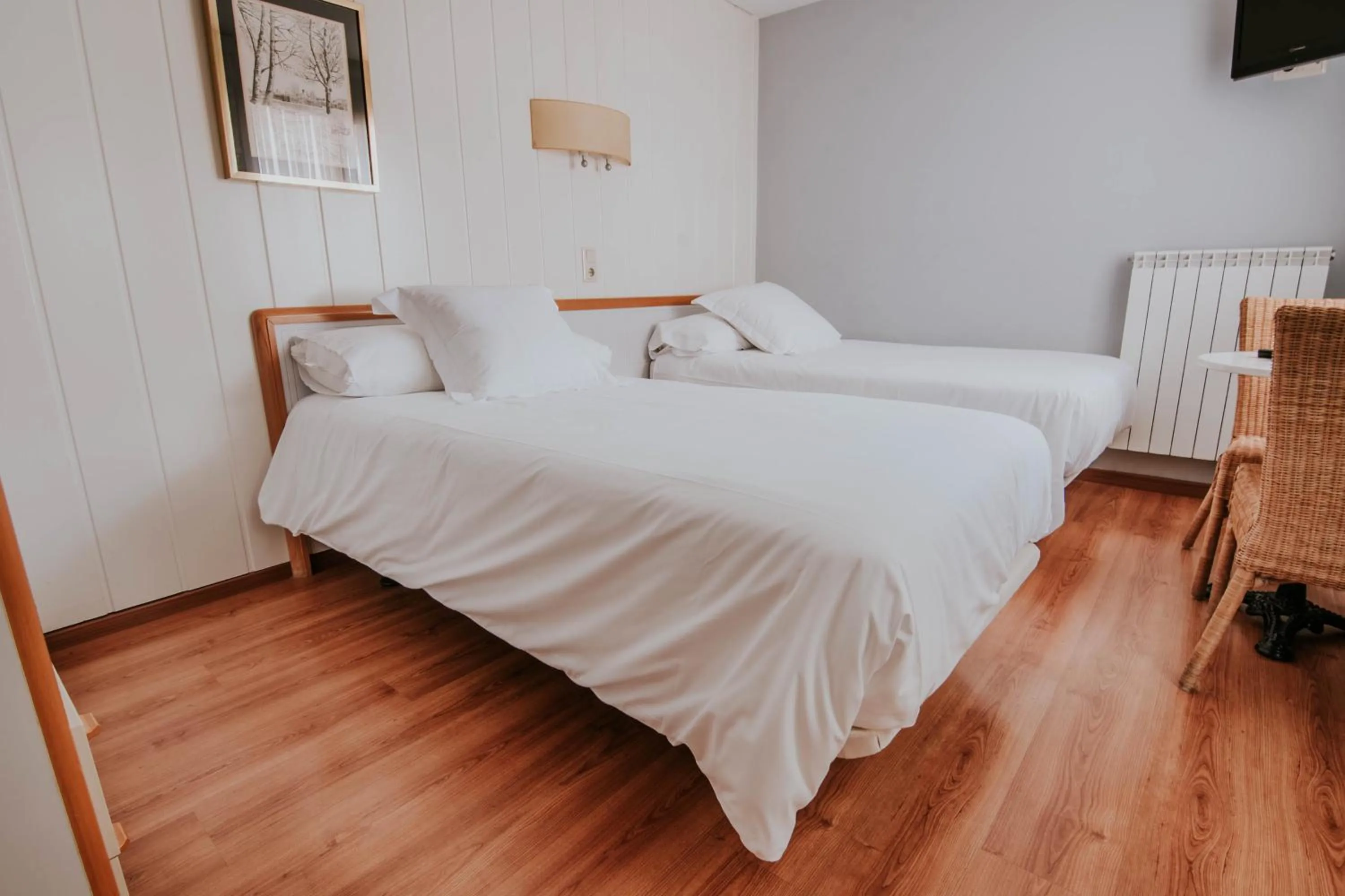 Day, Bed in Hotel Isasa