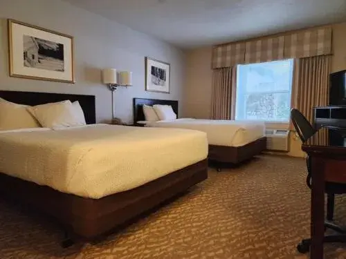 Bed in Silver Fox Inn Bed in Silver Fox Inn