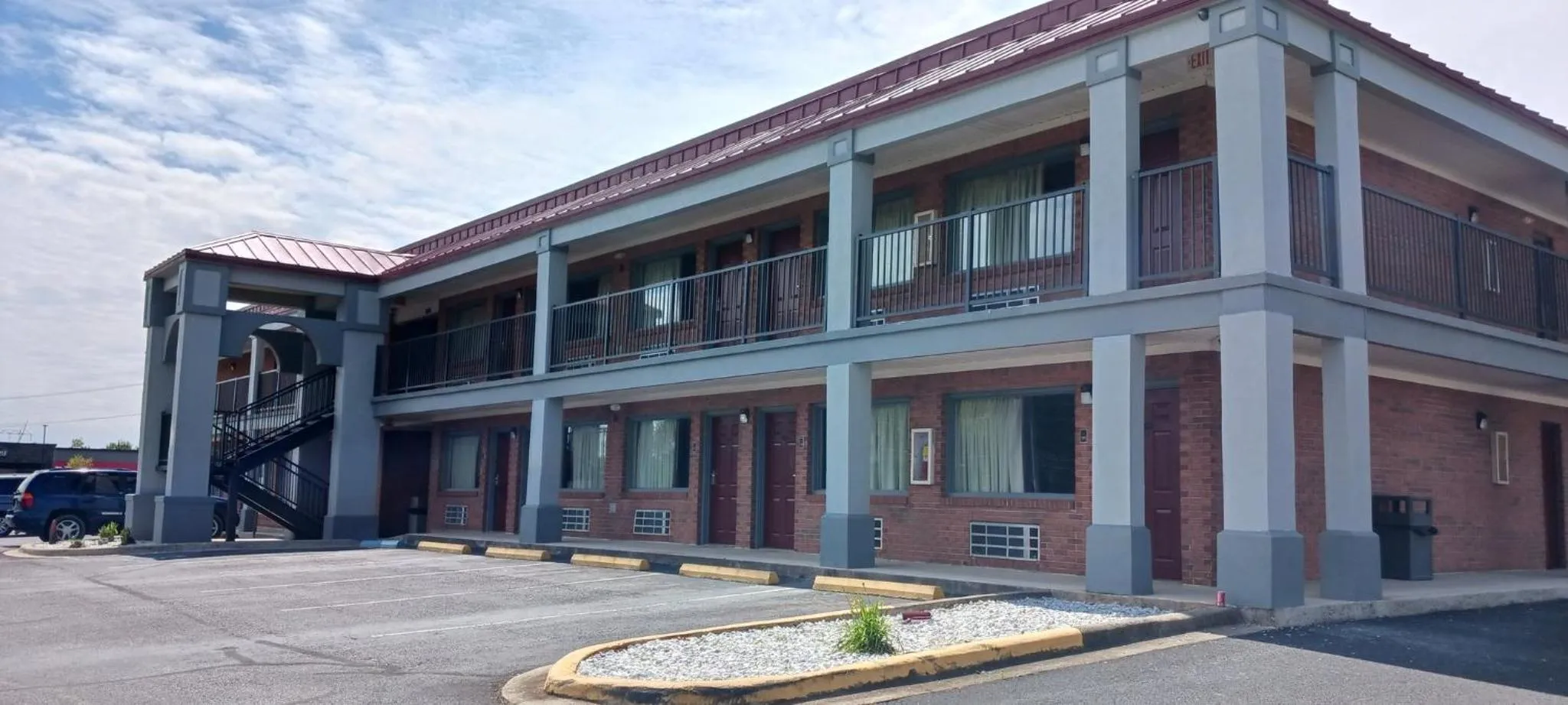 Property building in Red Roof Inn & Suites Scottsboro