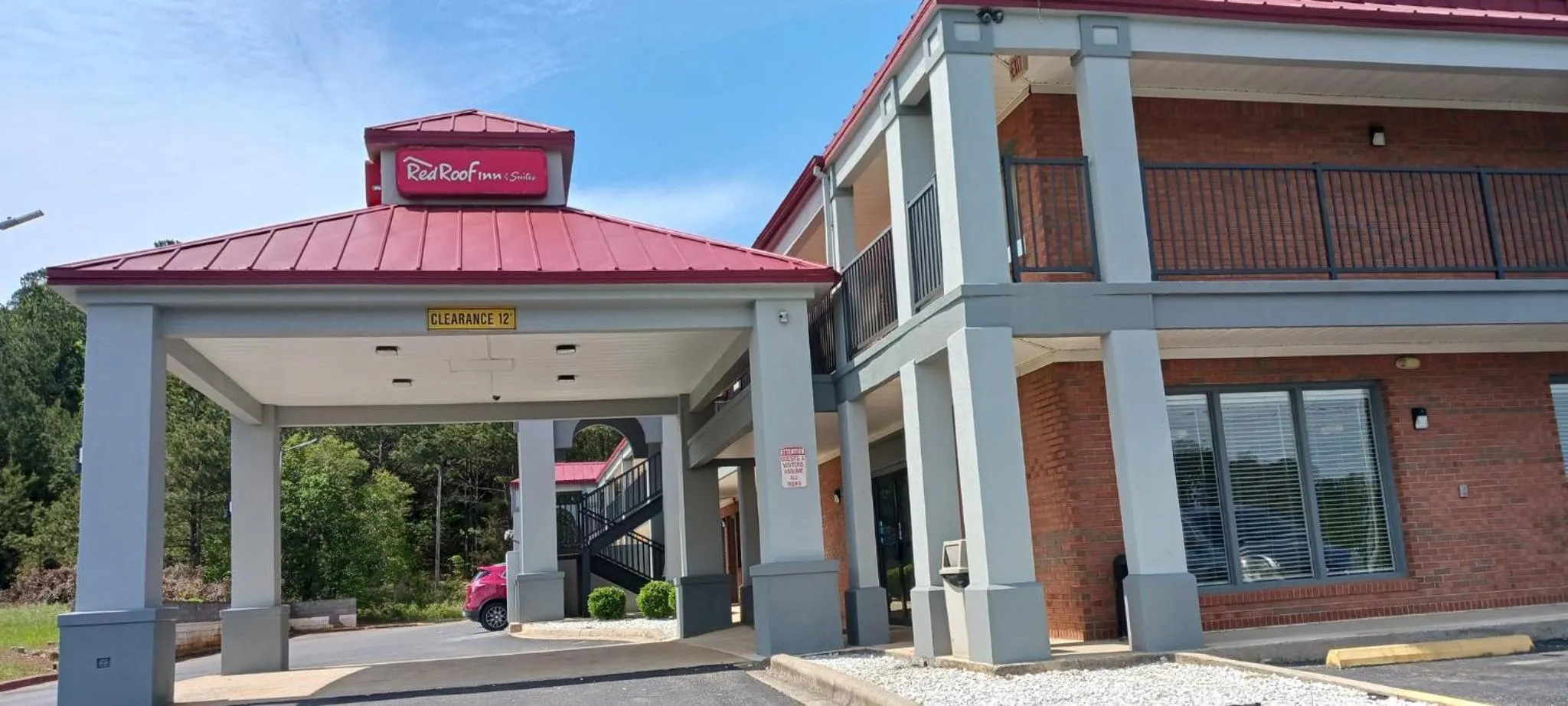 Property building in Red Roof Inn & Suites Scottsboro