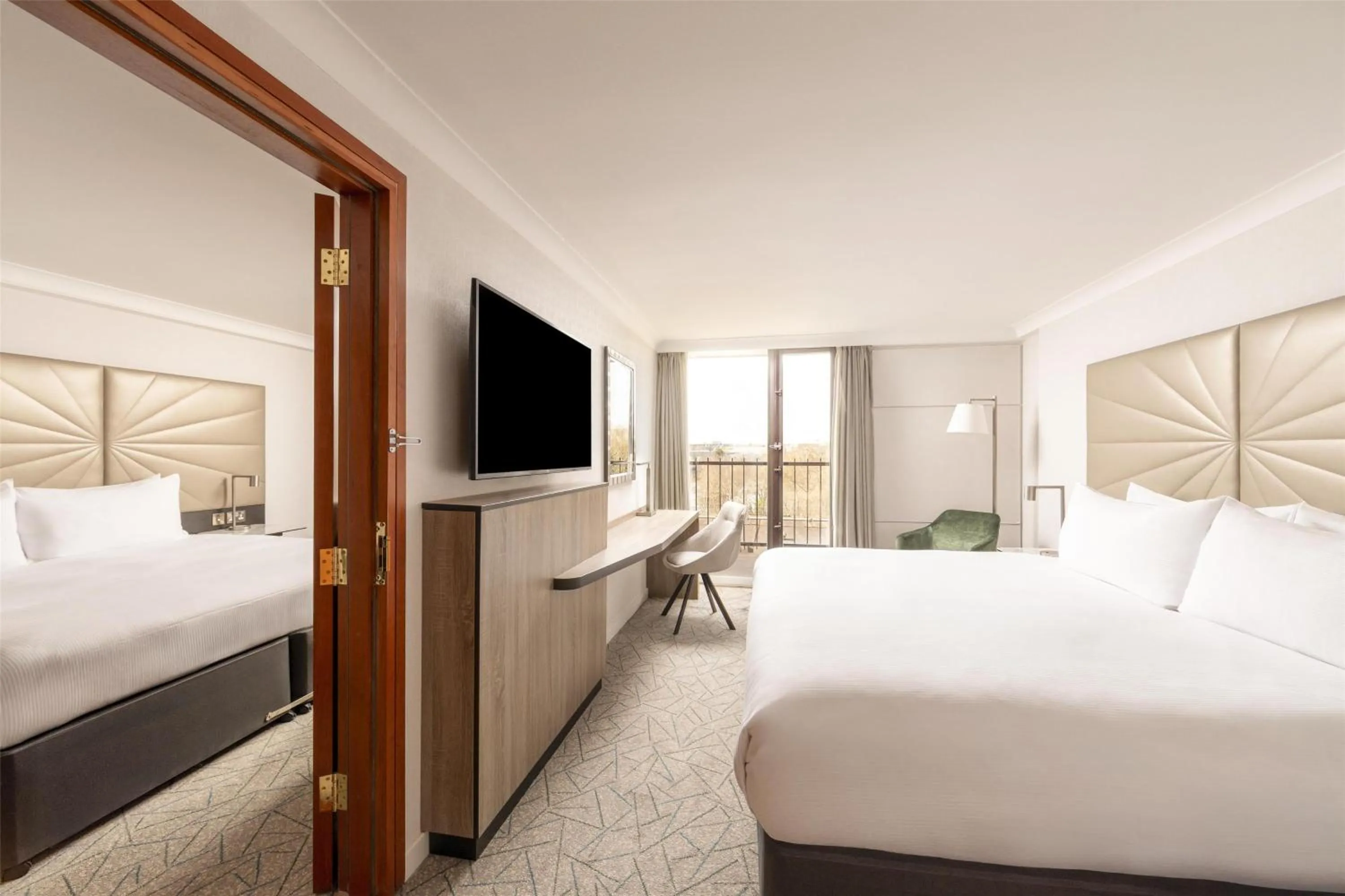 Bed in Hilton Birmingham Metropole Hotel