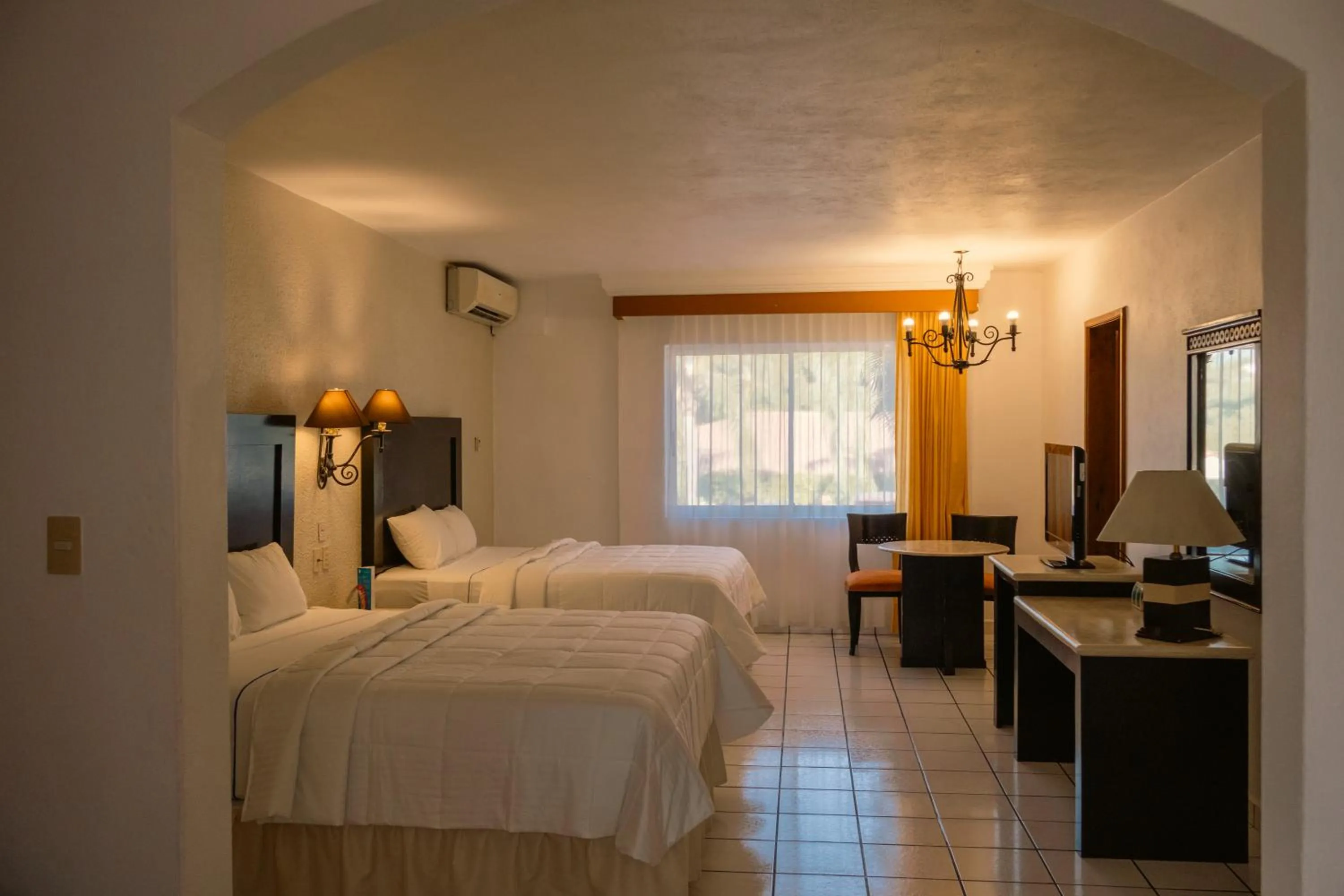 Property building, Bed in María Isabel Colima