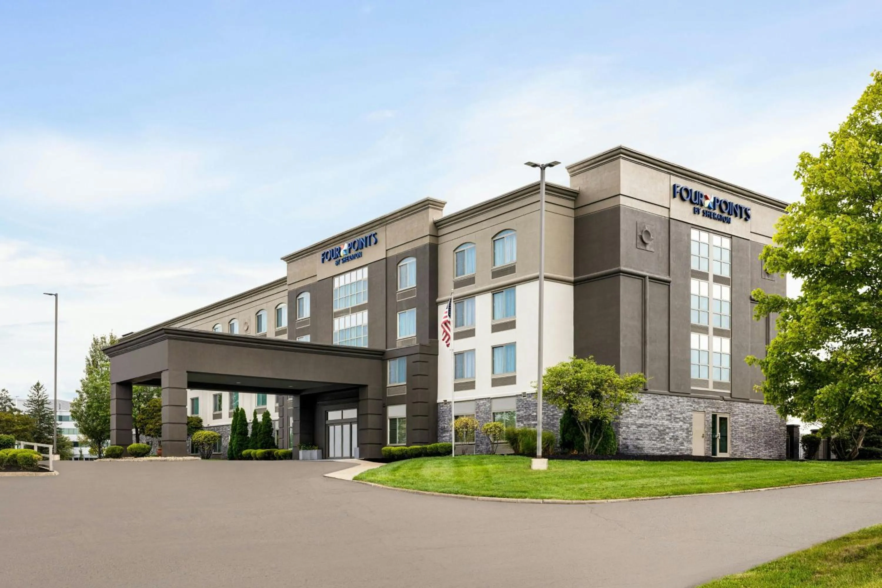 Property building in Four Points by Sheraton Columbus-Polaris