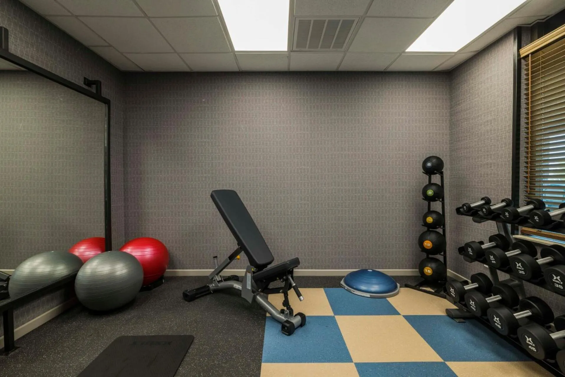 Fitness centre/facilities in Four Points by Sheraton Columbus-Polaris