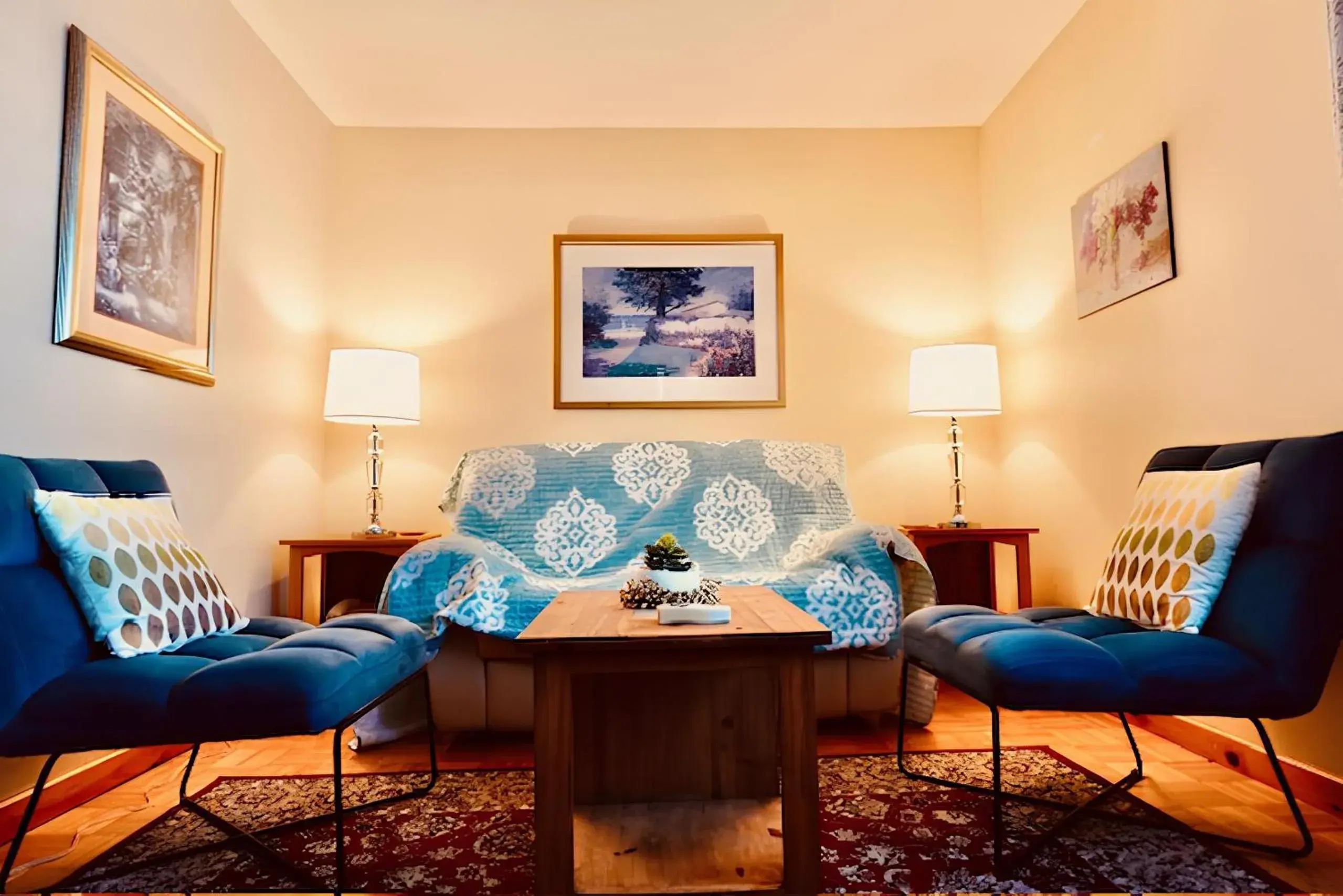 Living room in Dewar's Inn and Cottages Living room in Dewar's Inn and Cottages