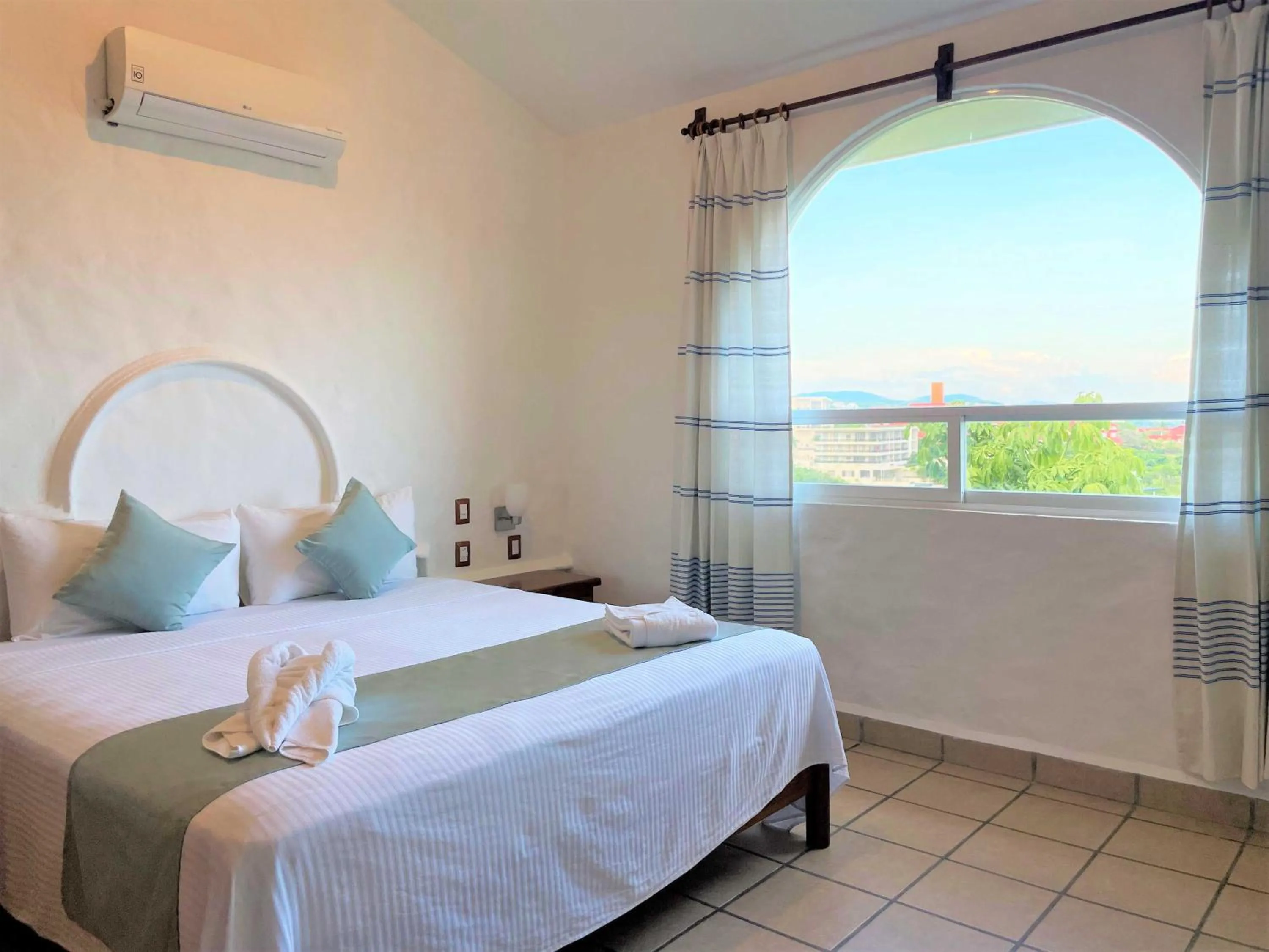 Bedroom, Bed in Villas & Resort Luz de Luna