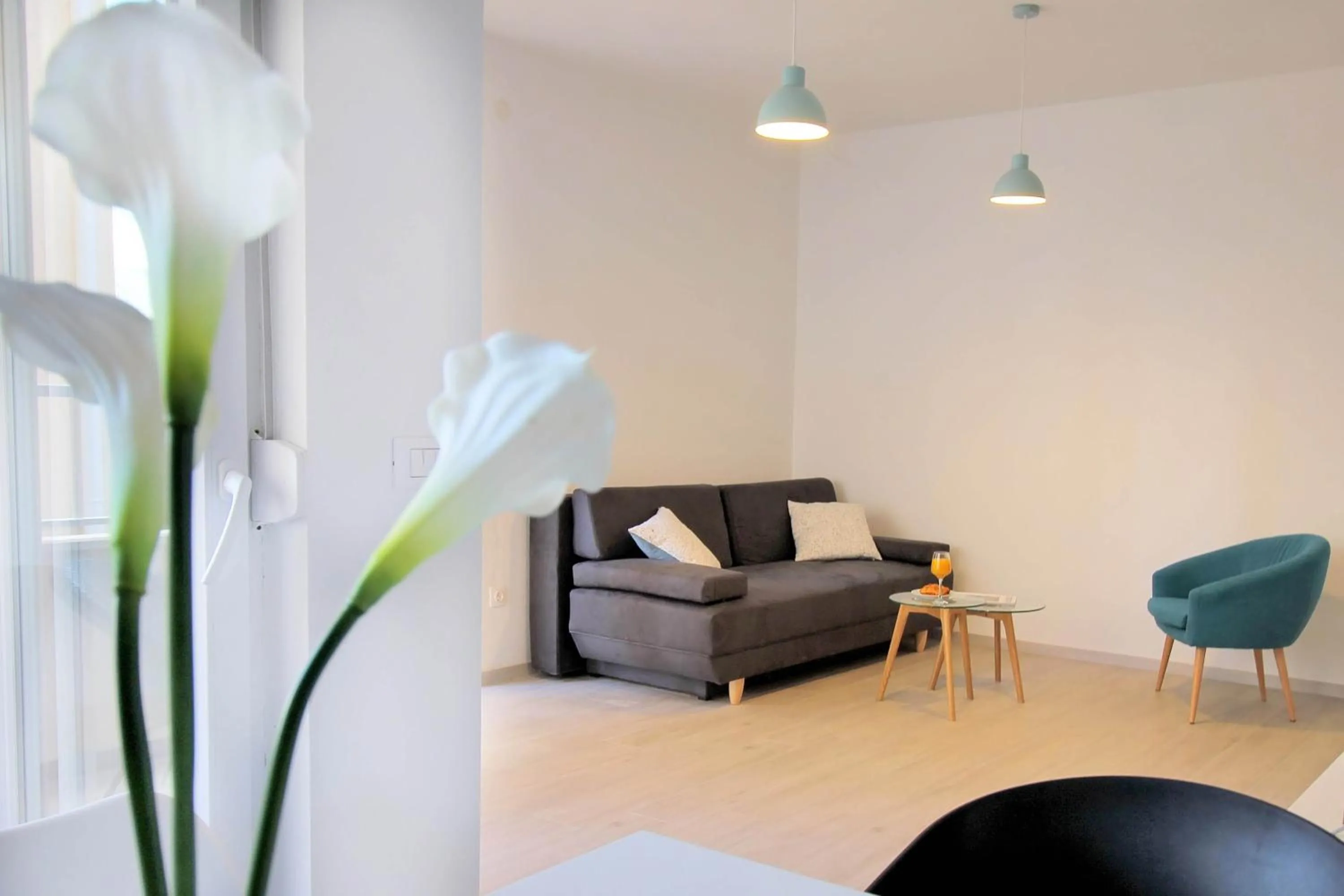 Living room in Bacan Family Apartments