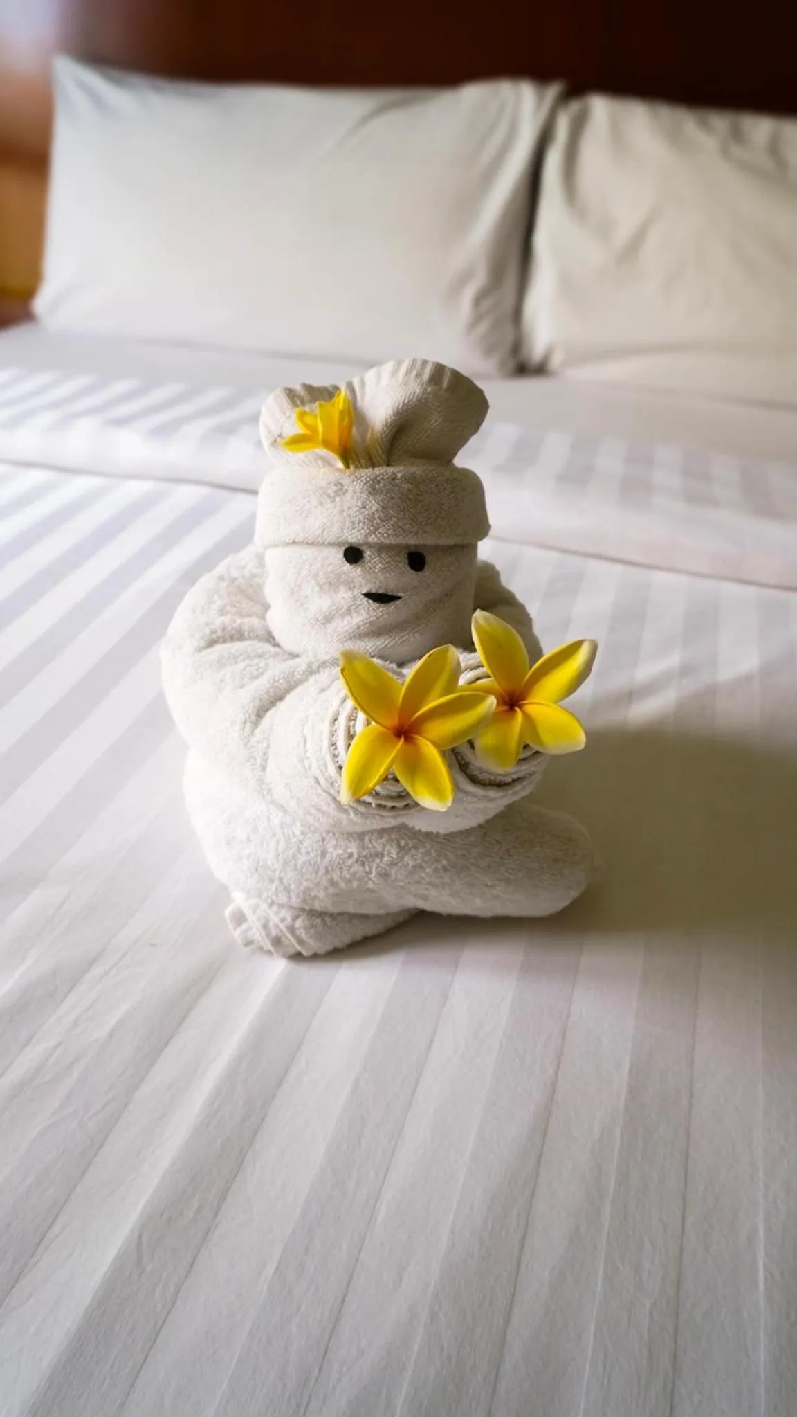 Property building, Bed in Grand Kuta Hotel and Residence