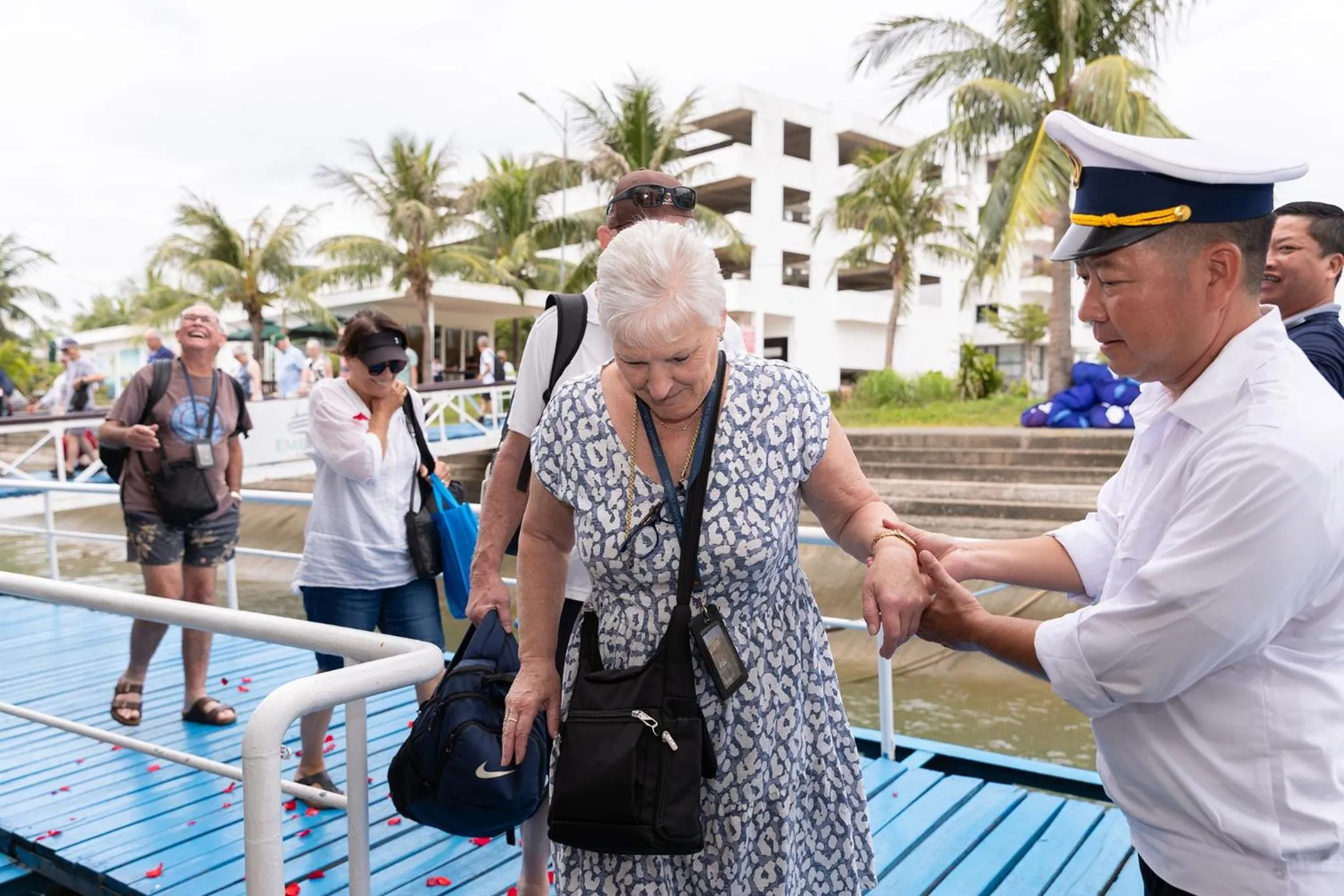 Facade/entrance in Emeraude Classic Cruises