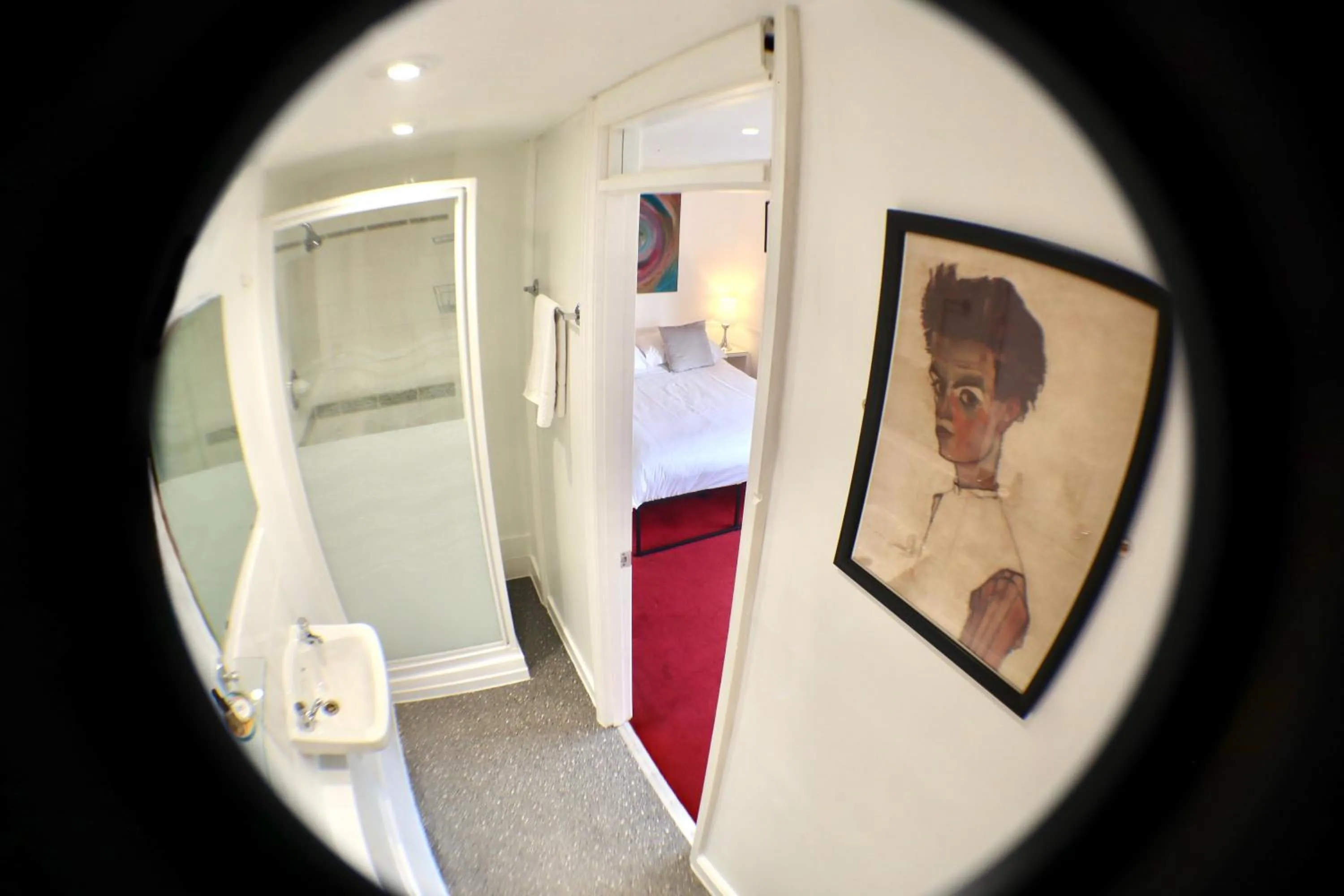 Shower, Bed in Colson House