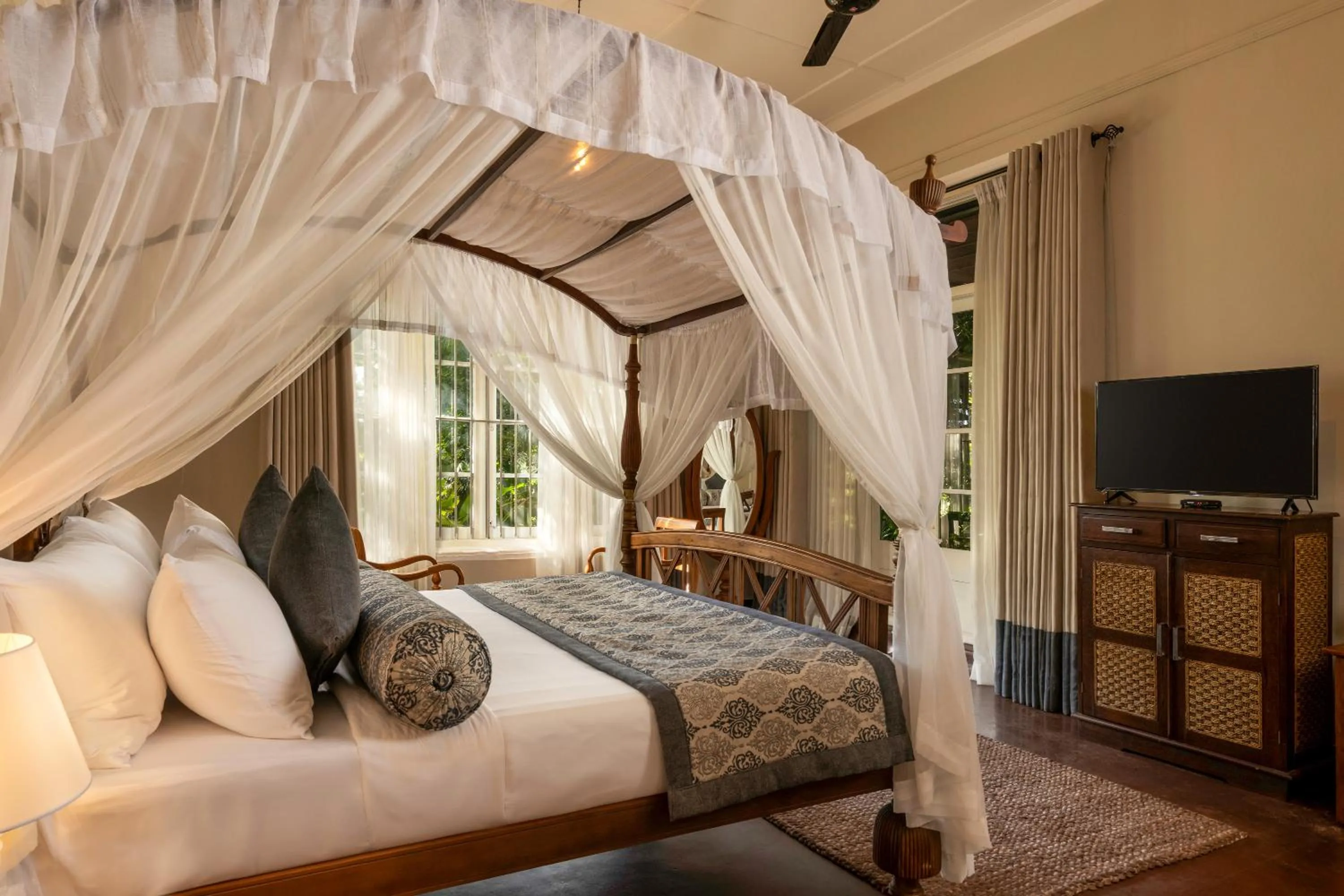 Bed in Castle Hill Bungalow by Seven Angels