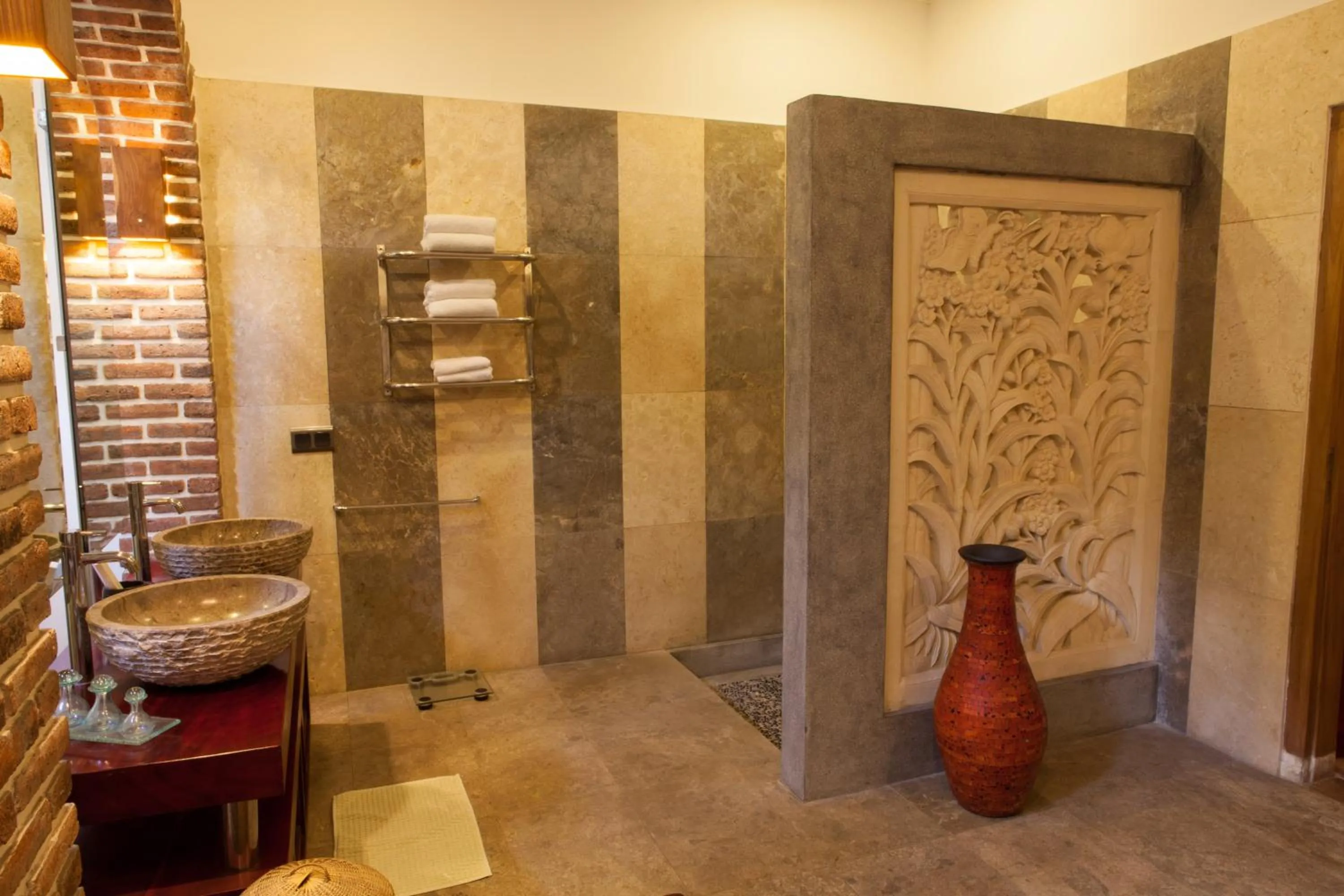 Toilet in Bali Dyana Villas