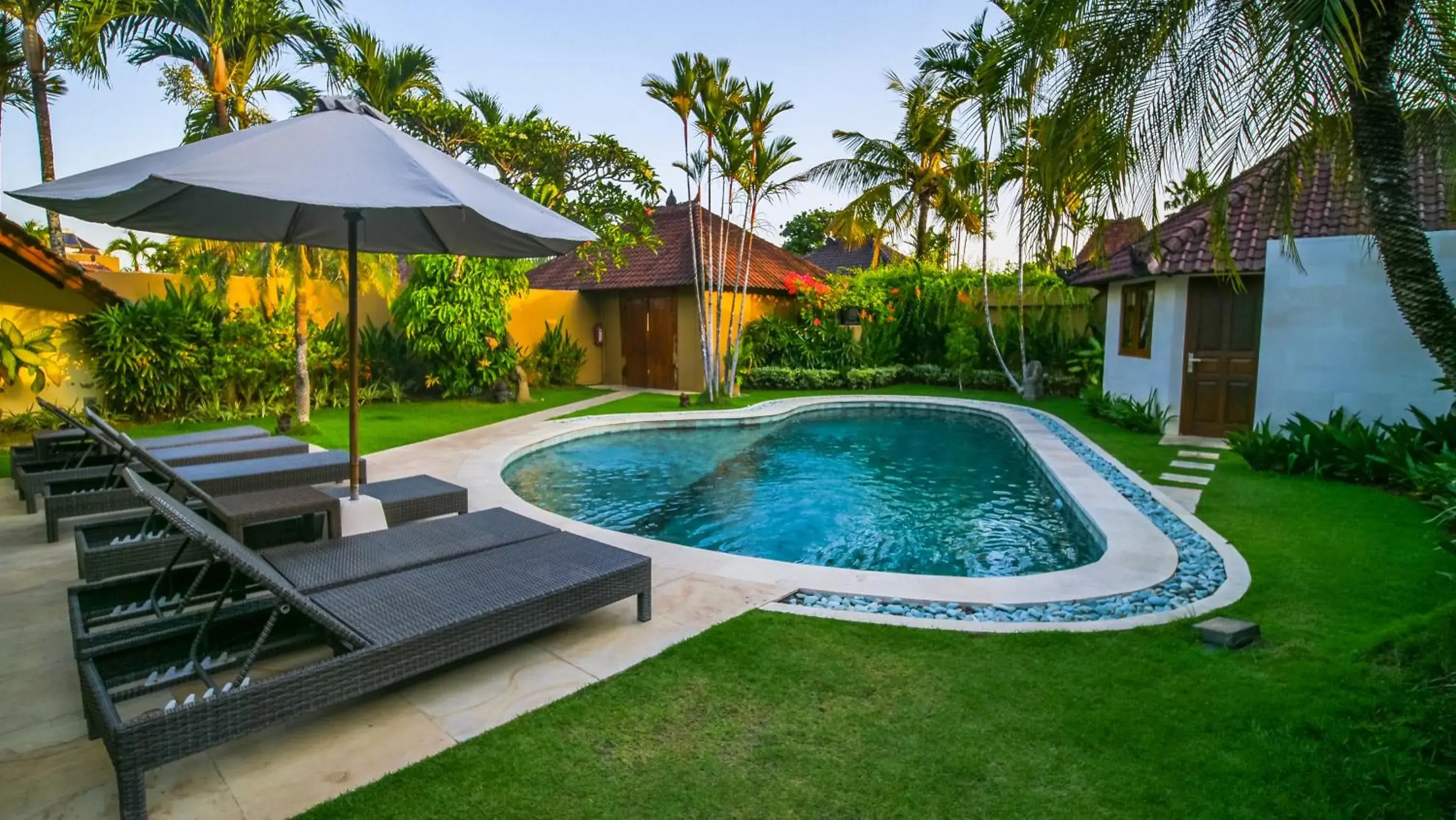Three-Bedroom Villa with Private Pool in Bali Dyana Villas Three-Bedroom Villa with Private Pool in Bali Dyana Villas