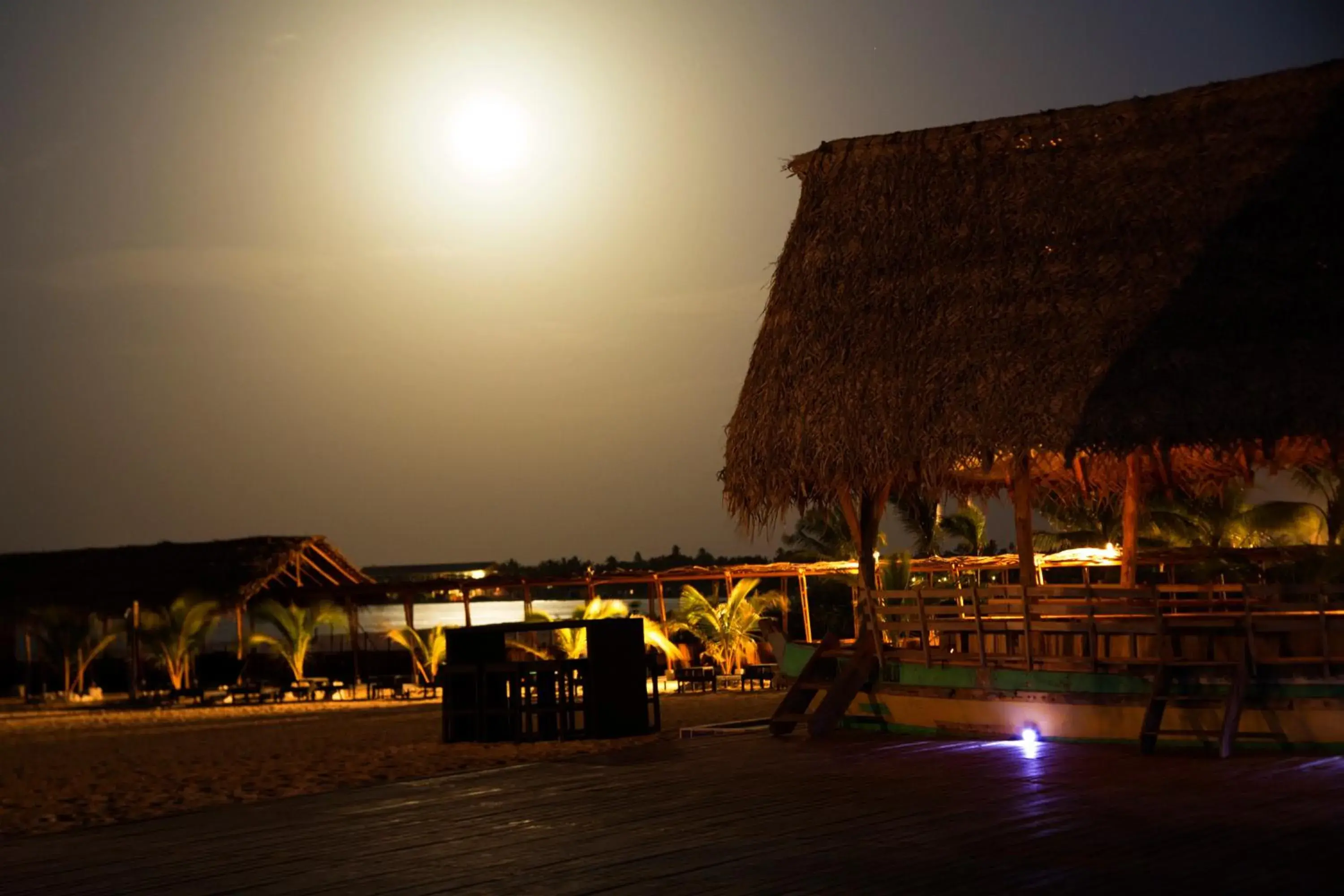 Night in Maalu Maalu Resort & Spa - Thema Collection Night in Maalu Maalu Resort & Spa - Thema Collection