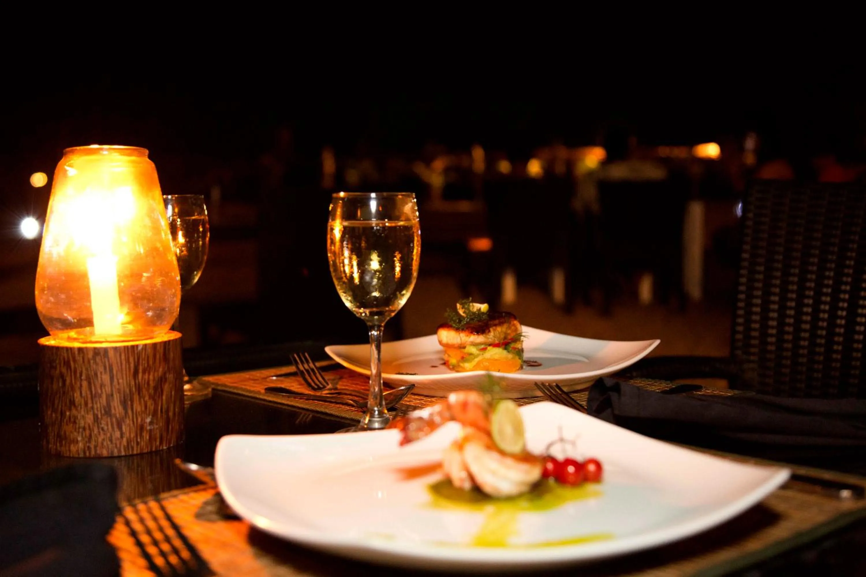 Food in Maalu Maalu Resort & Spa - Thema Collection