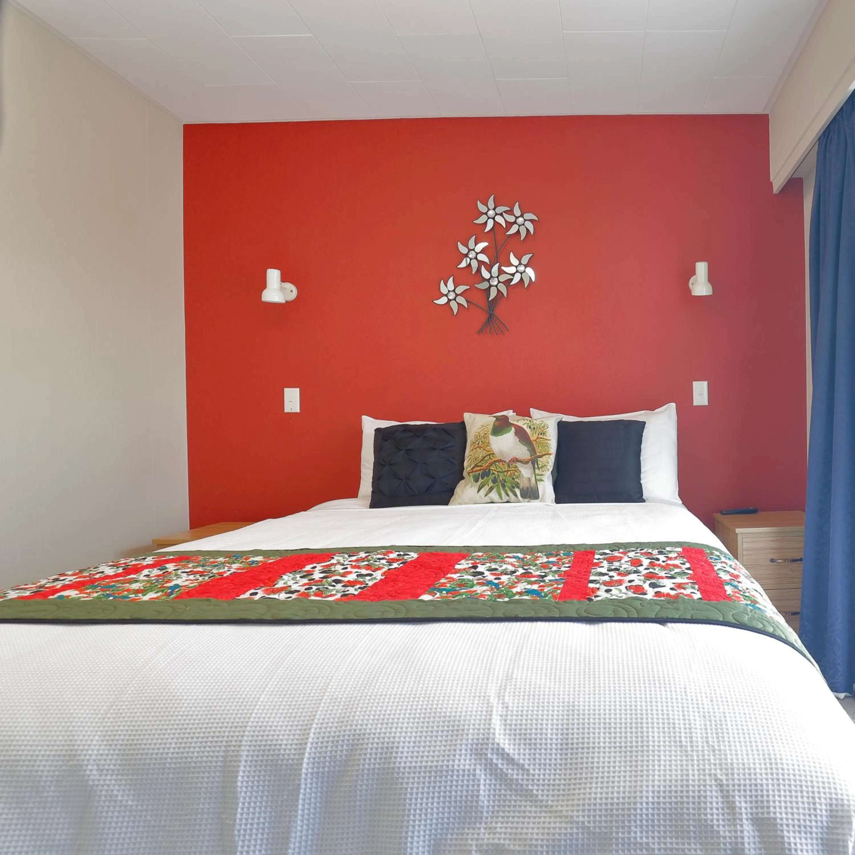 Bedroom, Bed in Aden Motel