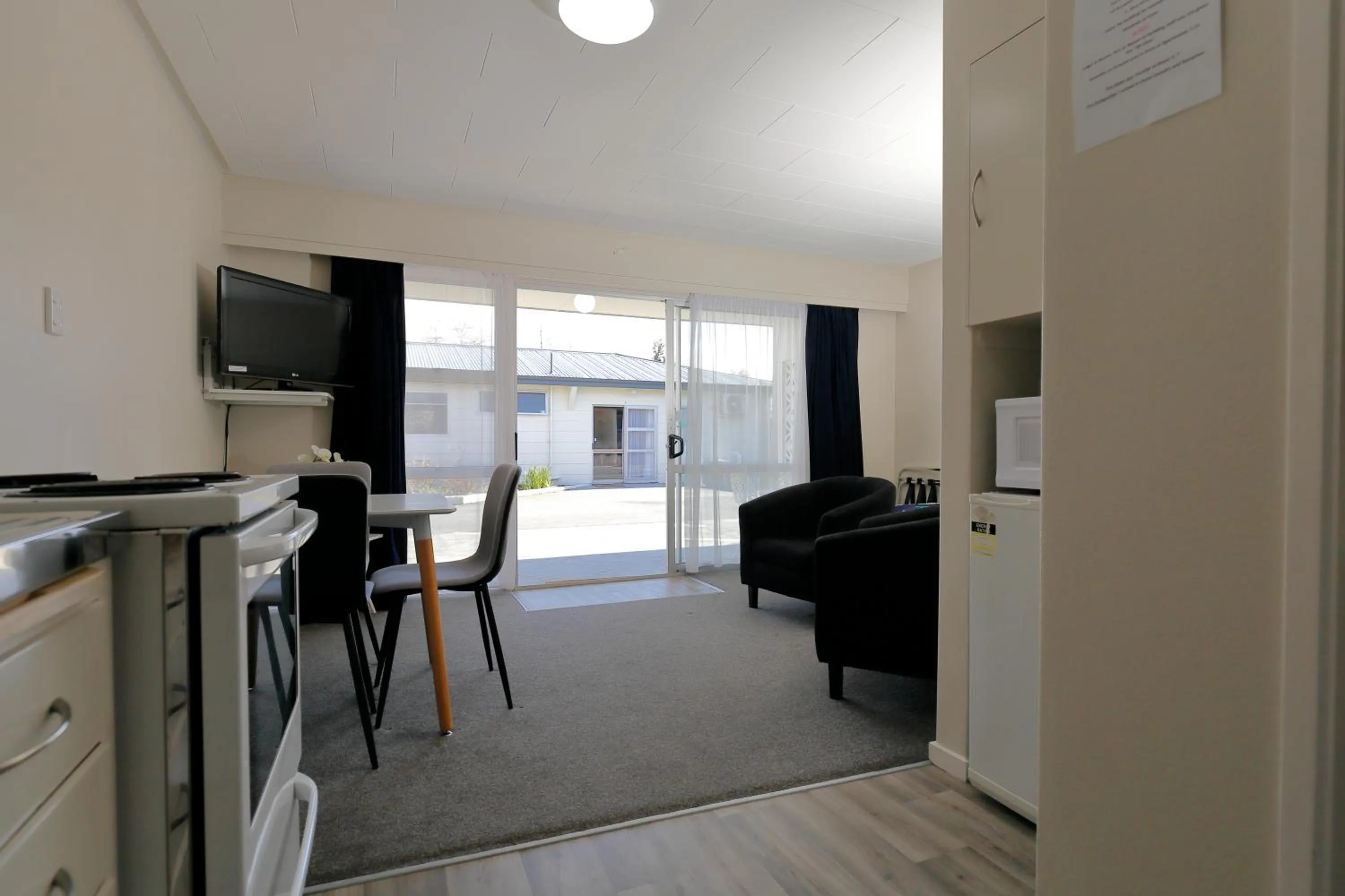 TV and multimedia in Aden Motel