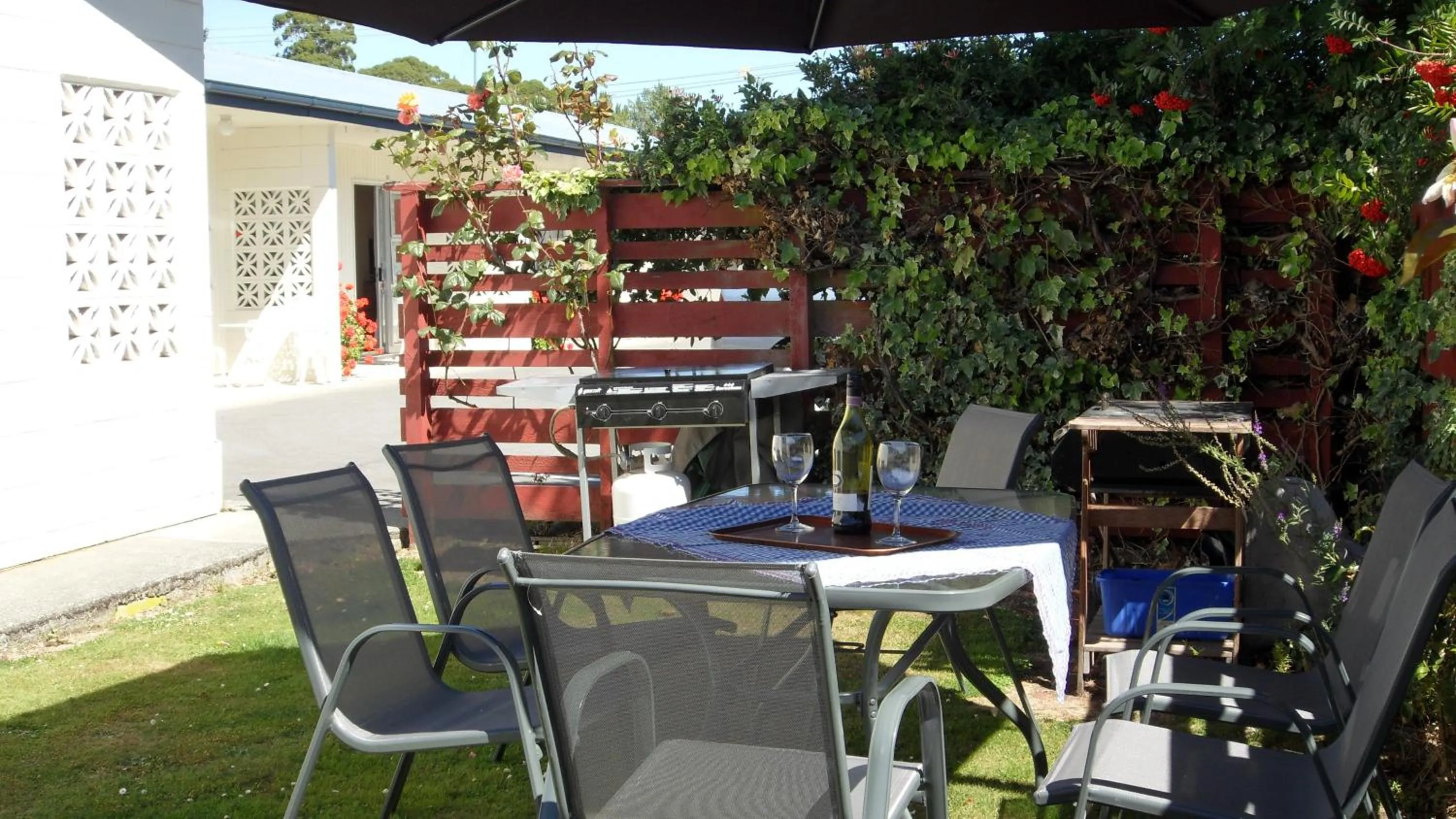 BBQ facilities in Aden Motel