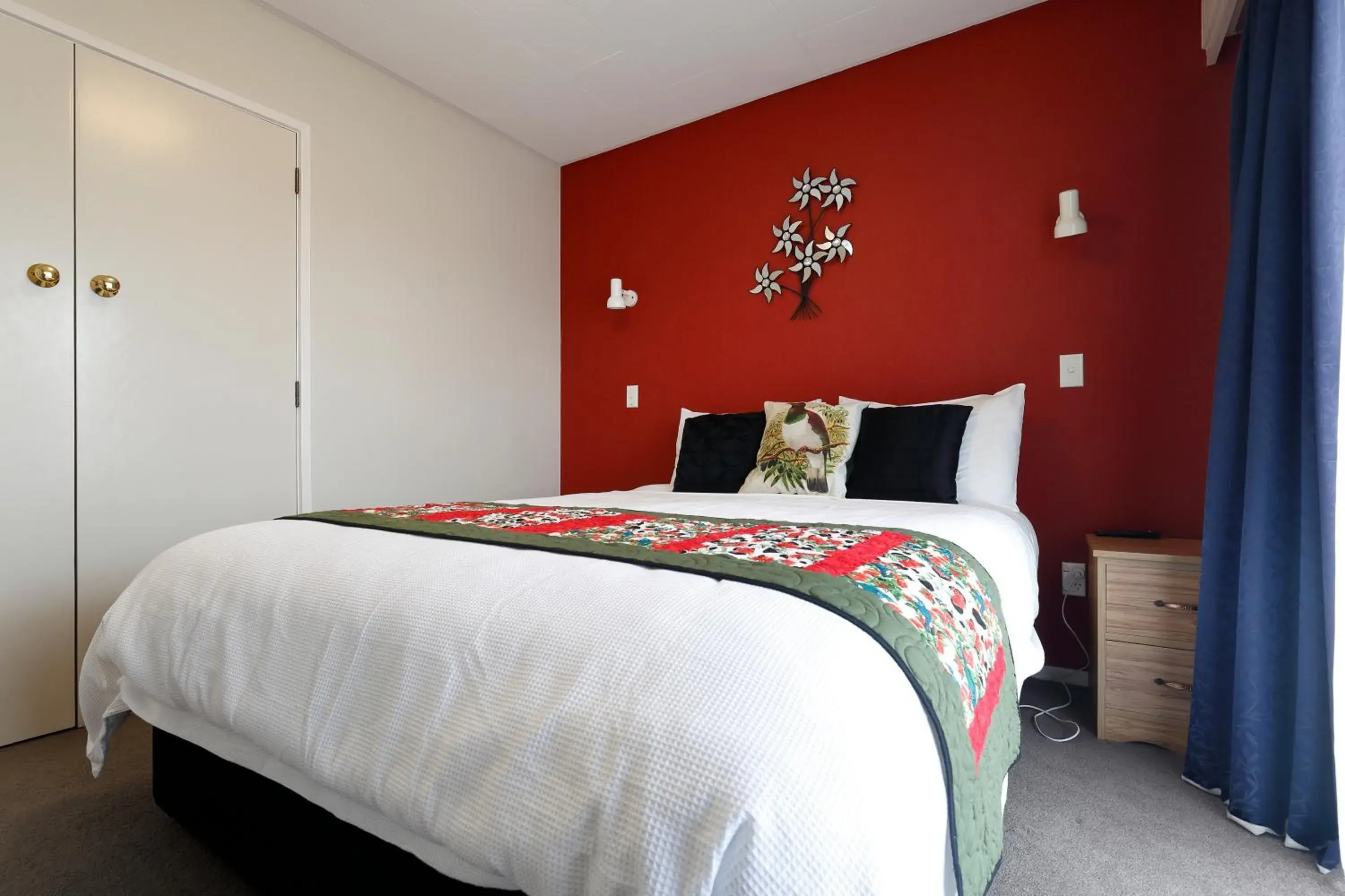 Bedroom, Bed in Aden Motel Bedroom, Bed in Aden Motel