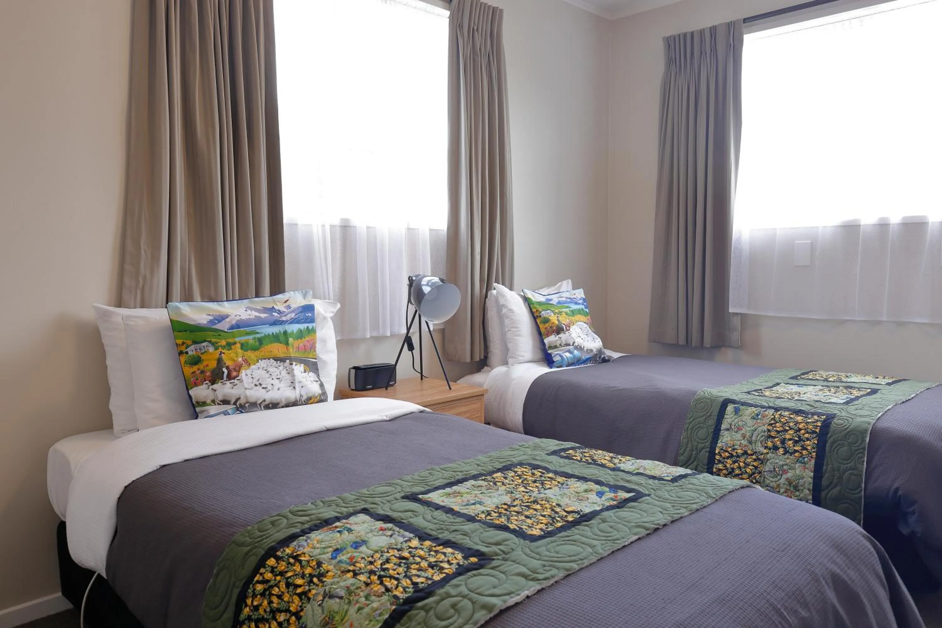 Bedroom, Bed in Aden Motel