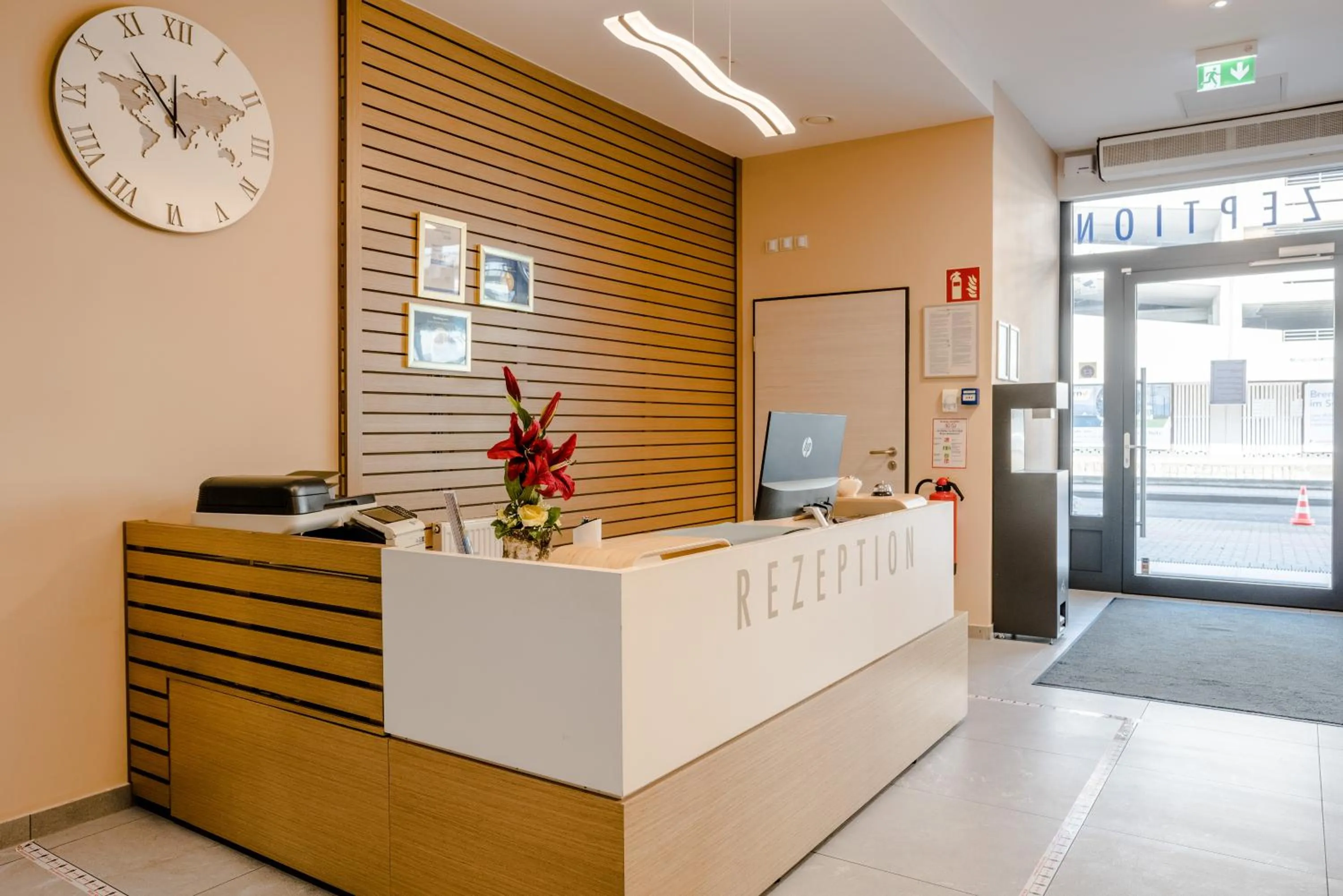 Lobby or reception in RheinCity Hotel & Boardinghouse