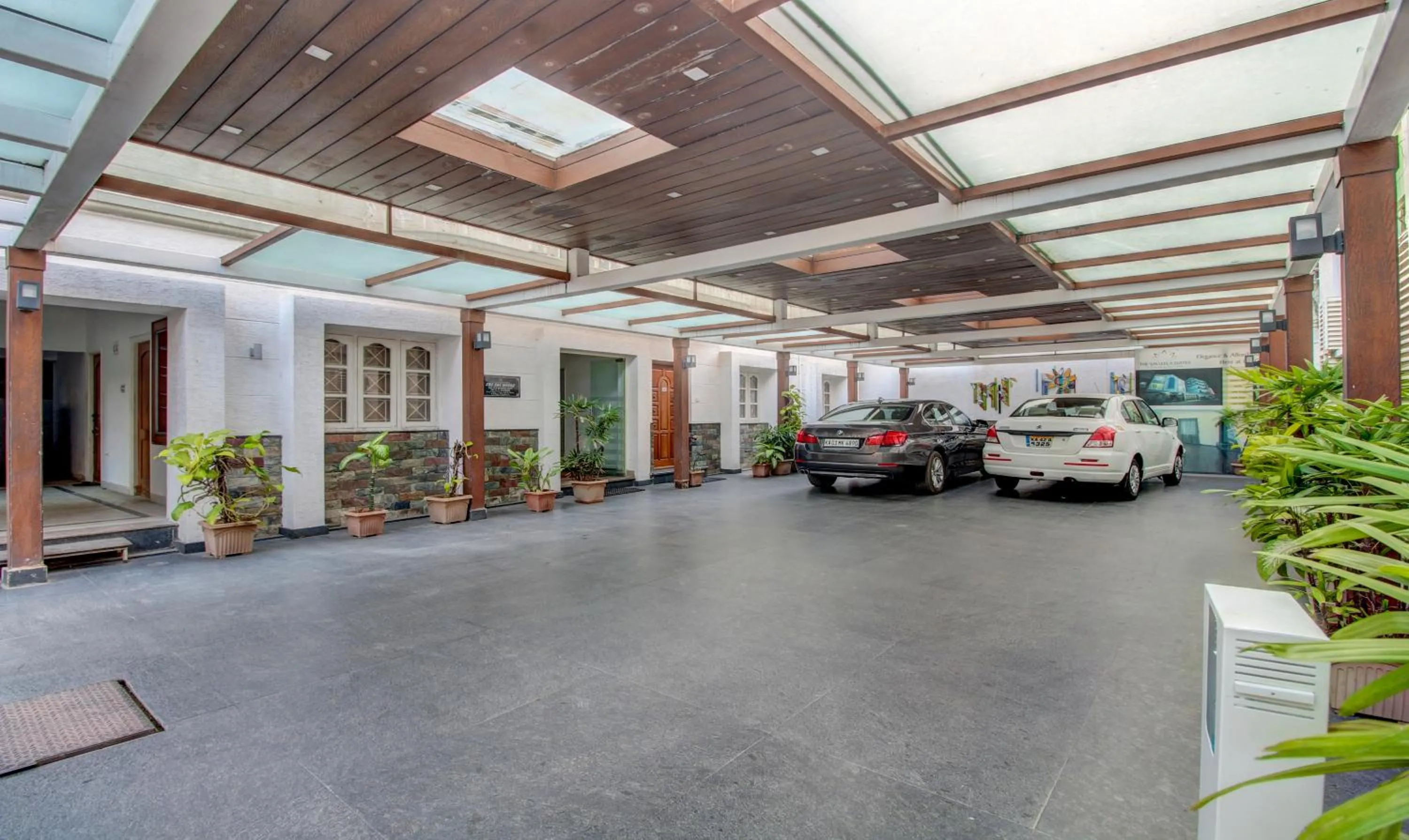 Parking in Treebo The Sai Leela Suites