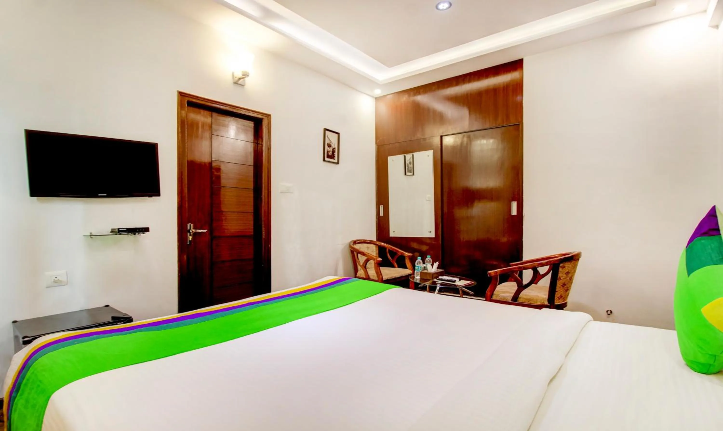 Bedroom, Bed in Treebo The Sai Leela Suites