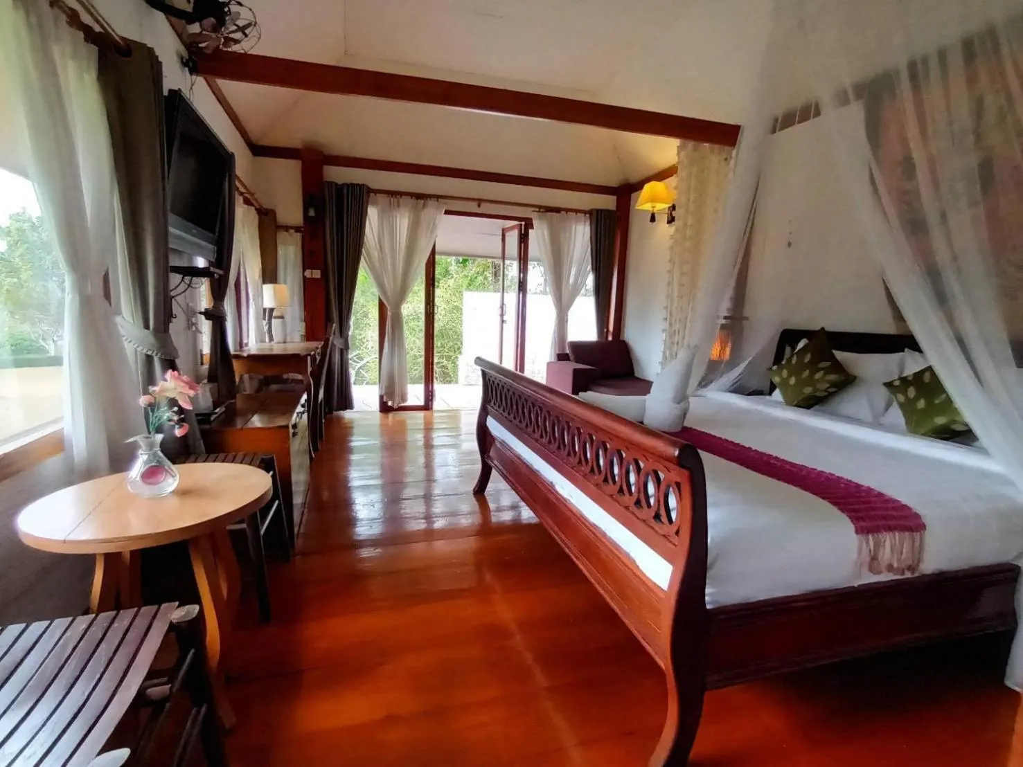 Bed in Vimarnkiri Resort