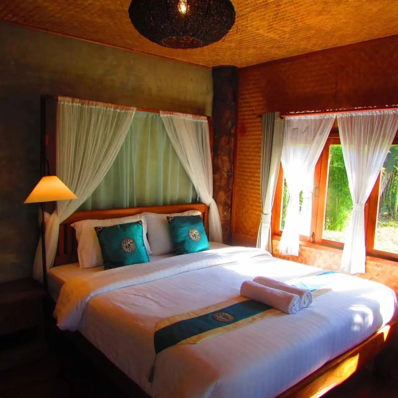 Bed in Vimarnkiri Resort