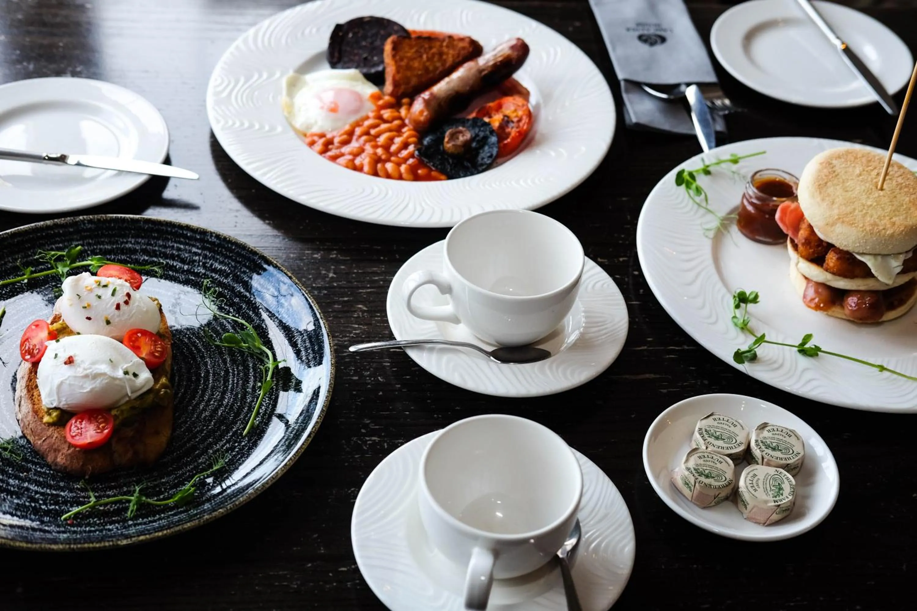 Restaurant/places to eat in Lancaster House Hotel