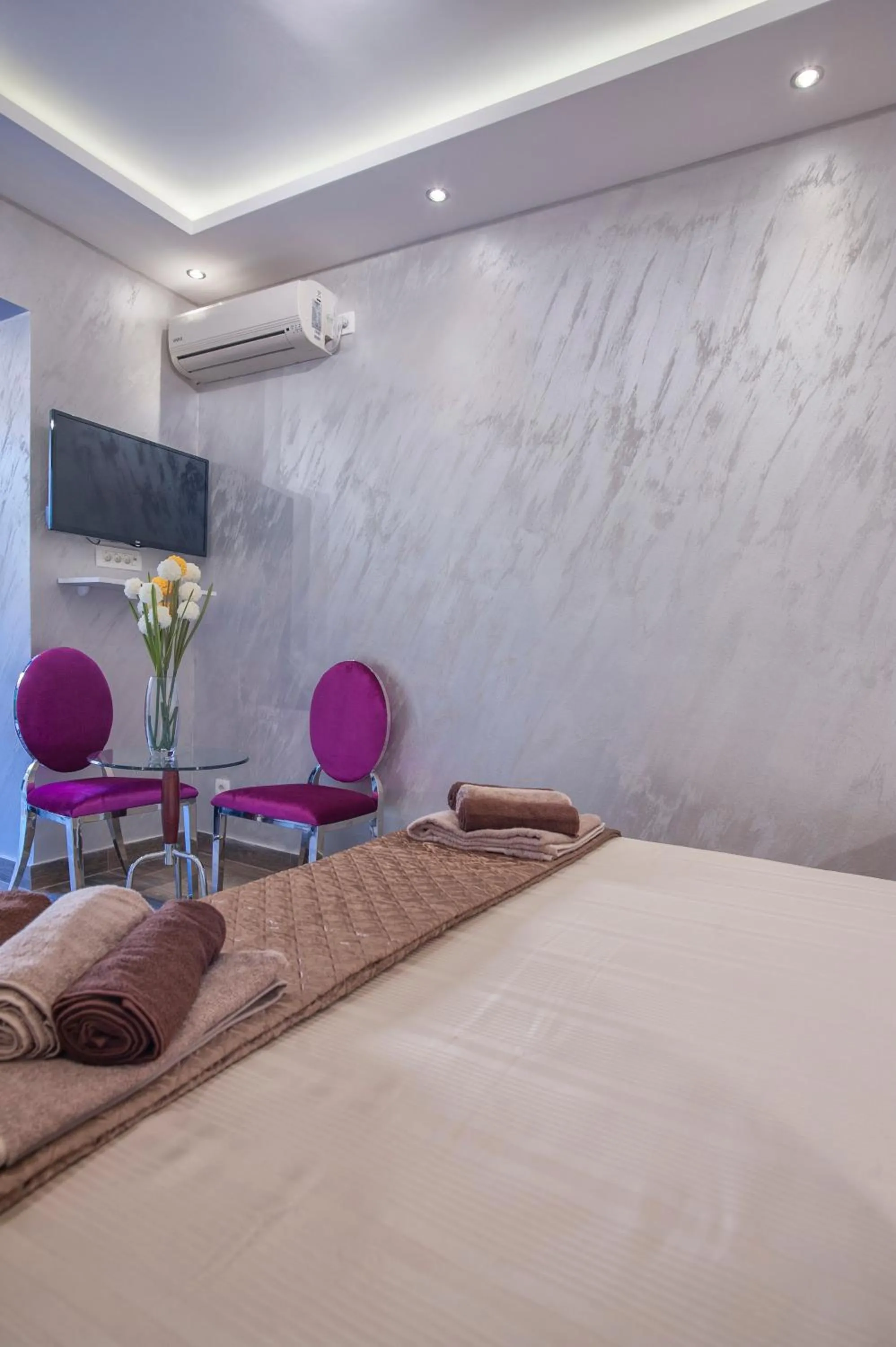 Luxury Boutique Studio Apartments