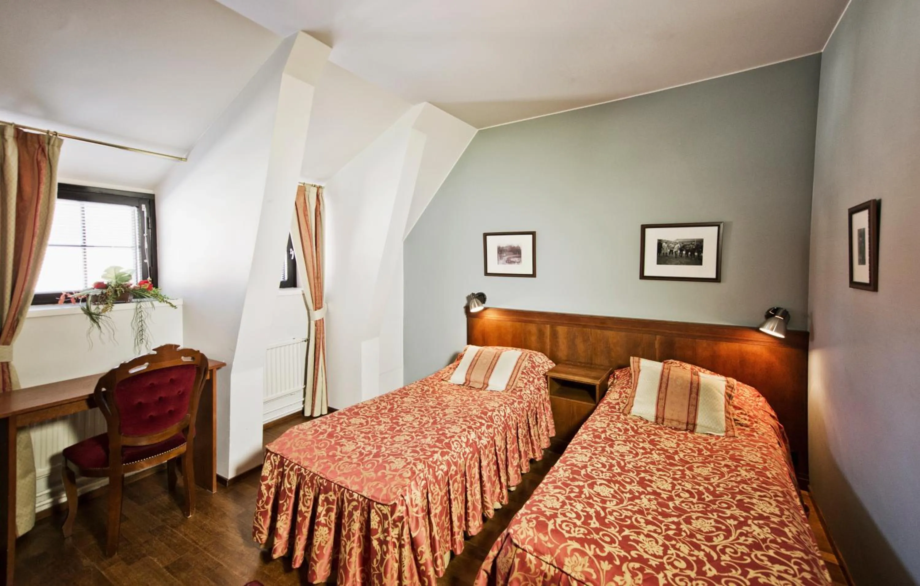 Bedroom, Bed in Hotel Vanajanlinna