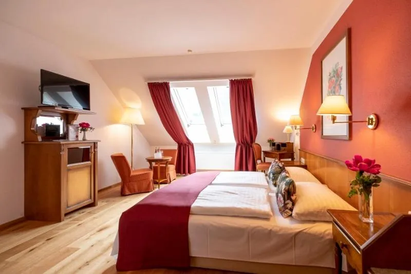 Photo of the whole room, Bed in Hotel Gasthof Lercher