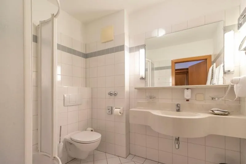 Bathroom in Hotel Gasthof Lercher