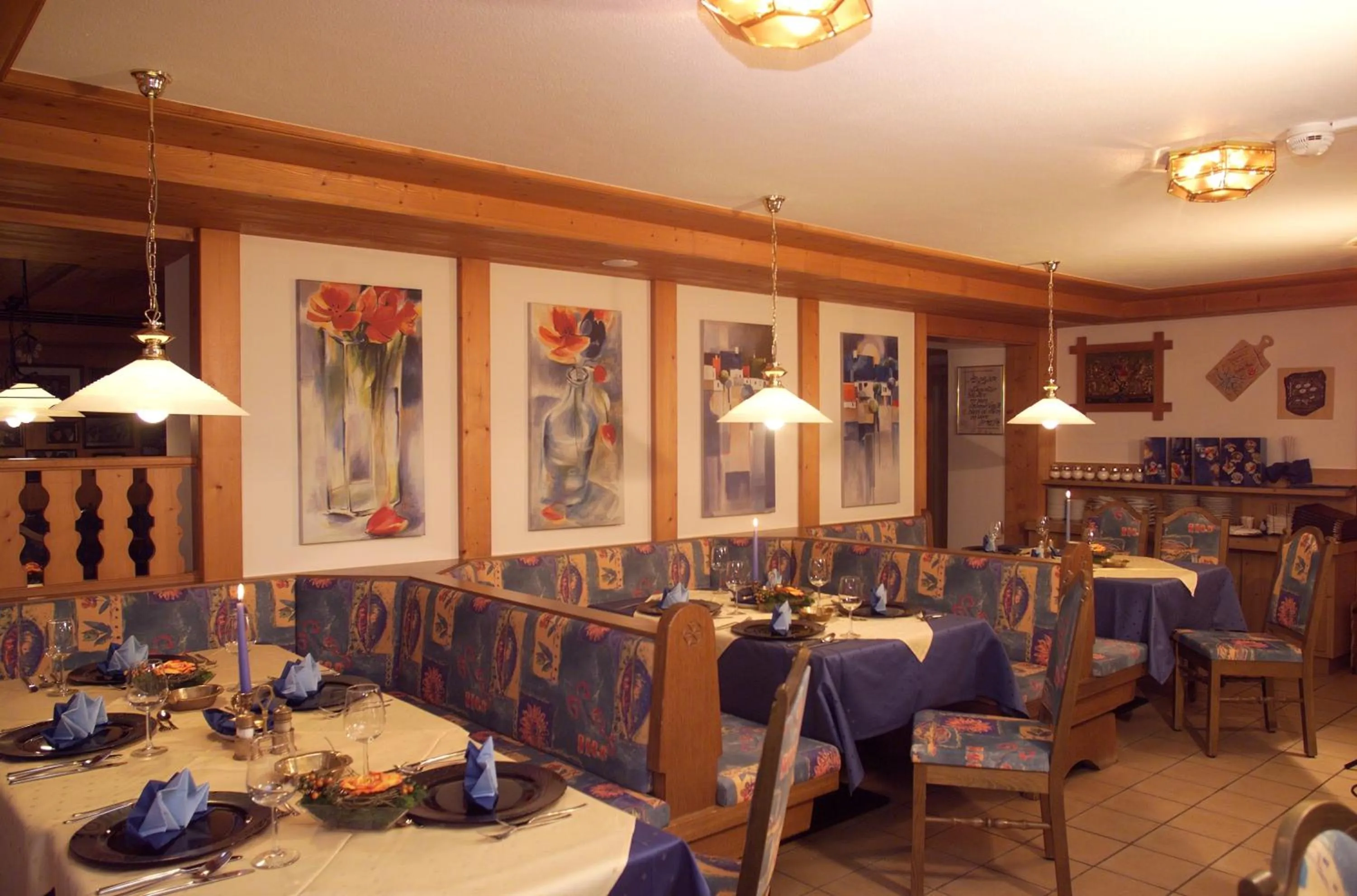 Restaurant/places to eat in Hotel Wiese