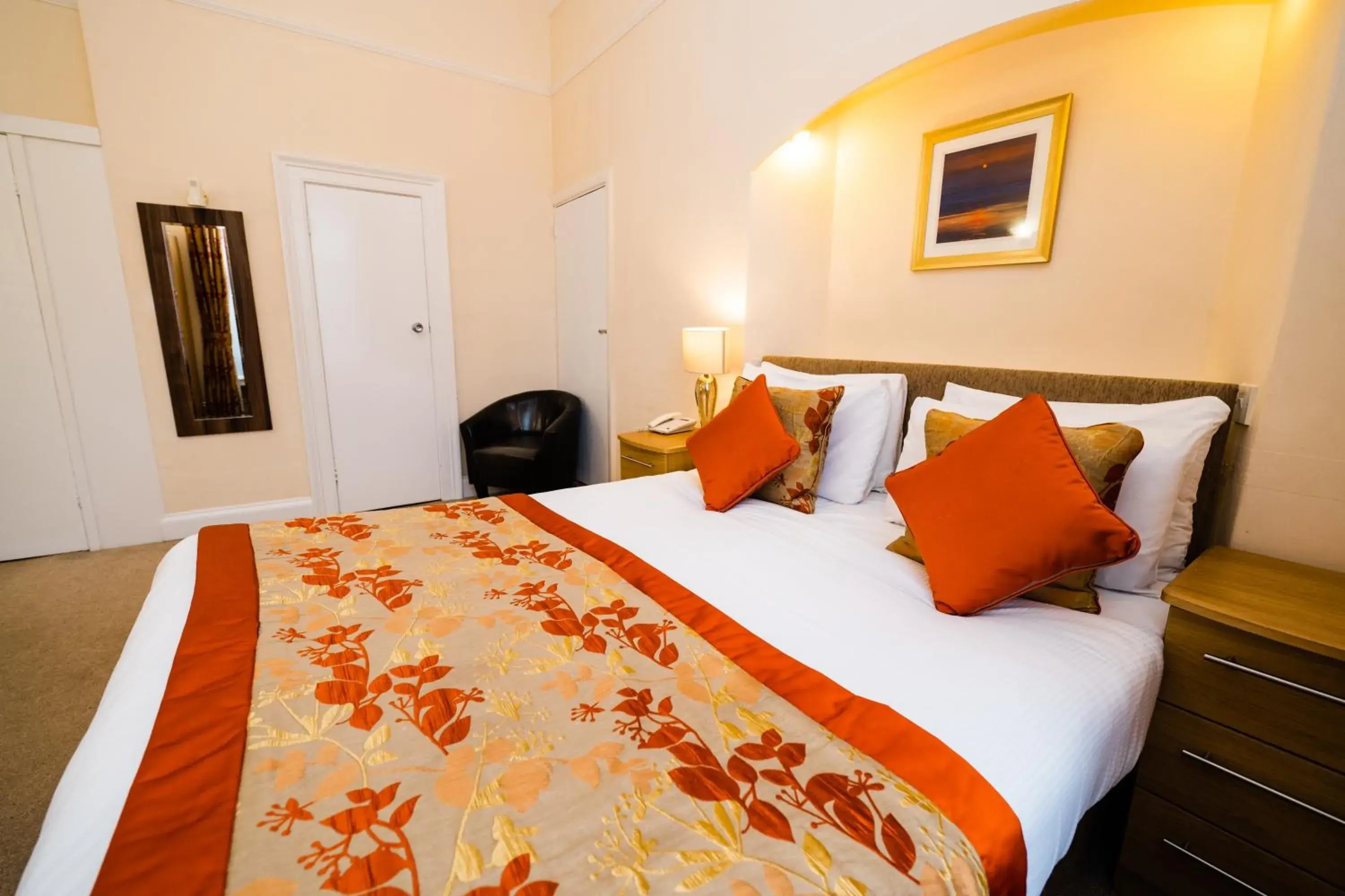 Double Room in Grand Villa Heights Double Room in Grand Villa Heights