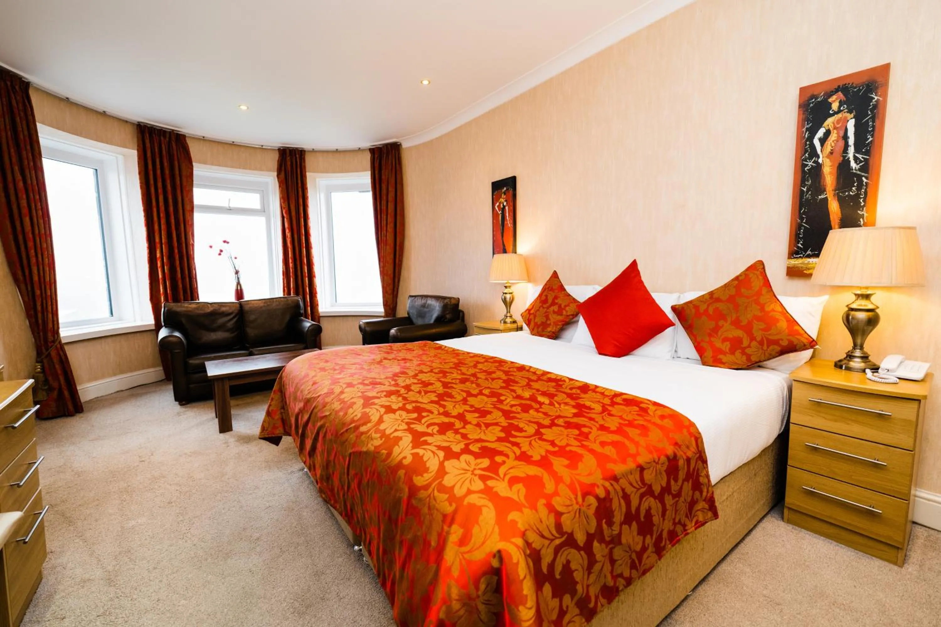 Bed in Raven Hall Hotel