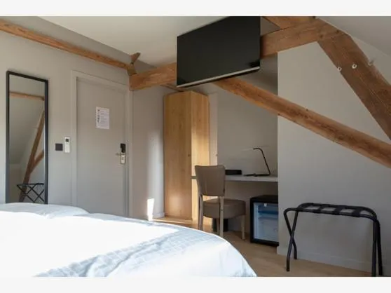 Bed in Oud Gemeentehuis